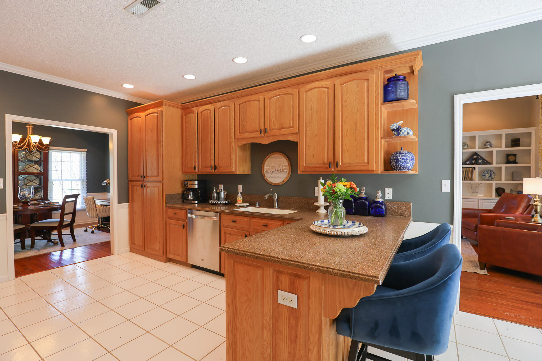 315 Forest Ridge Drive Property Photo 17