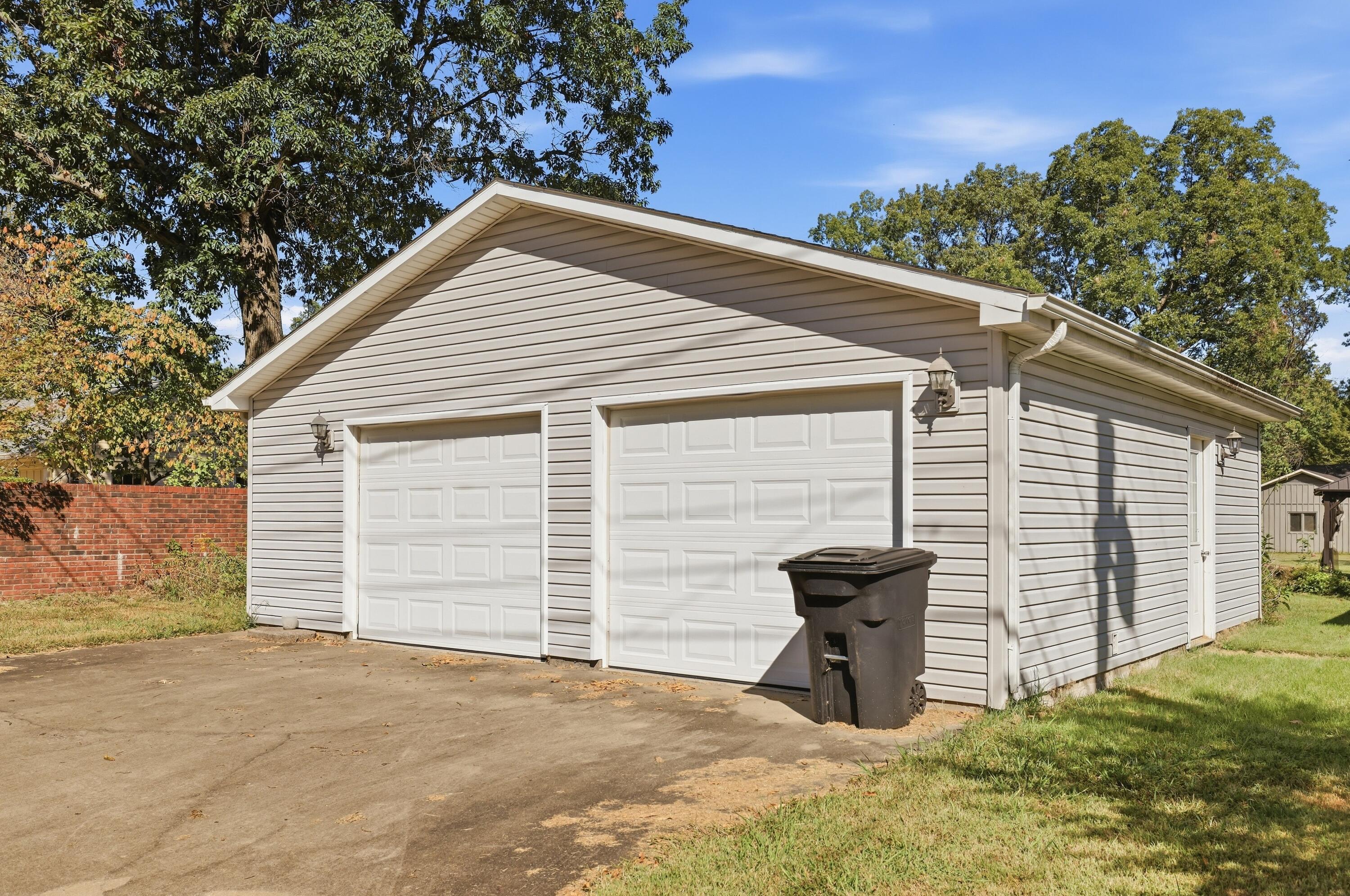 711 Pryor Street Property Photo 6