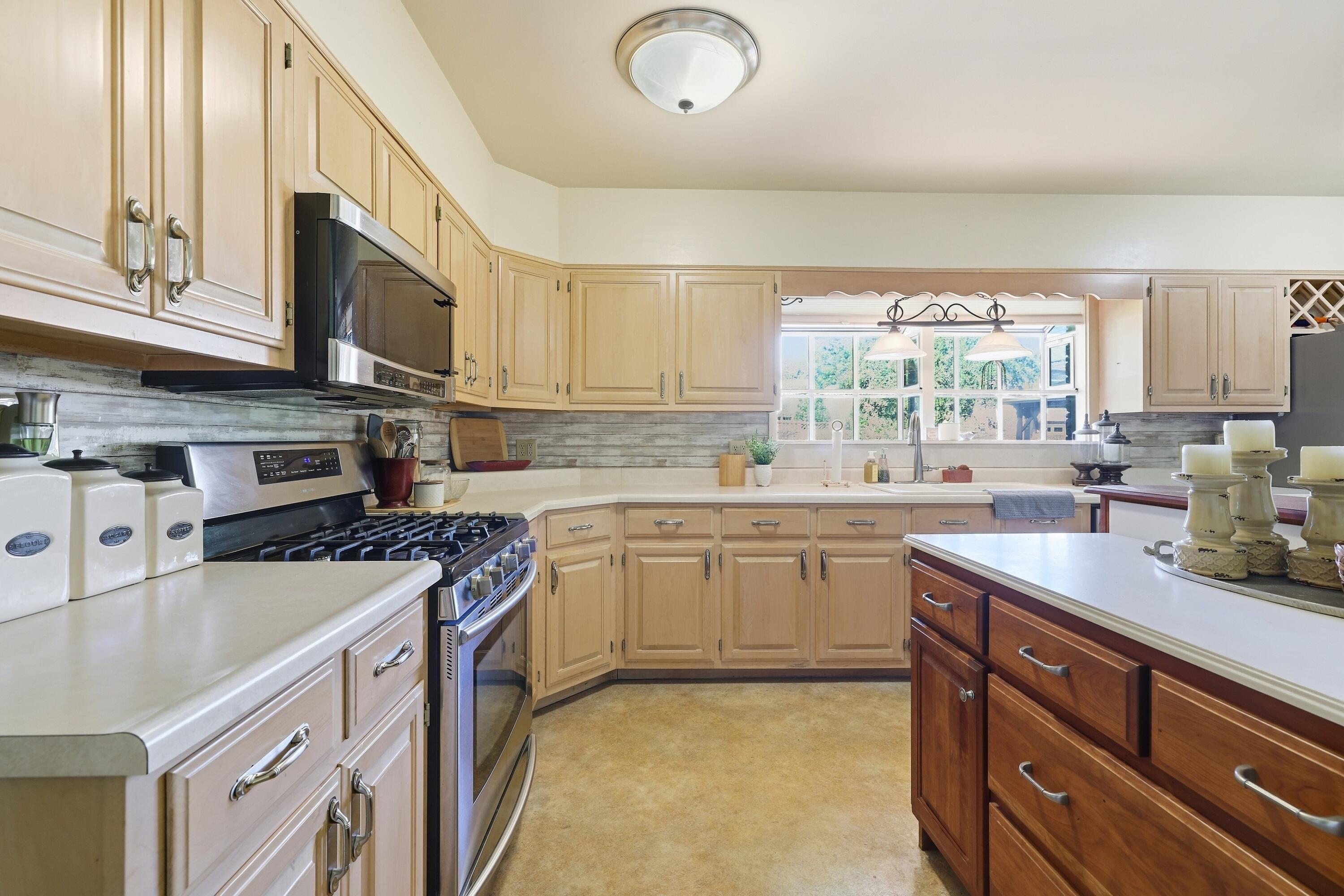 711 Pryor Street Property Photo 13