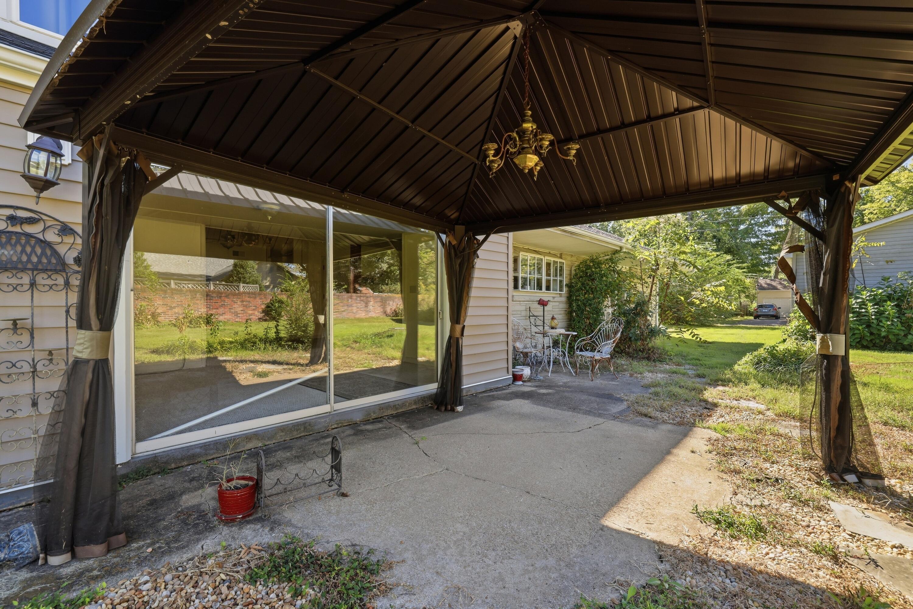 711 Pryor Street Property Photo 25