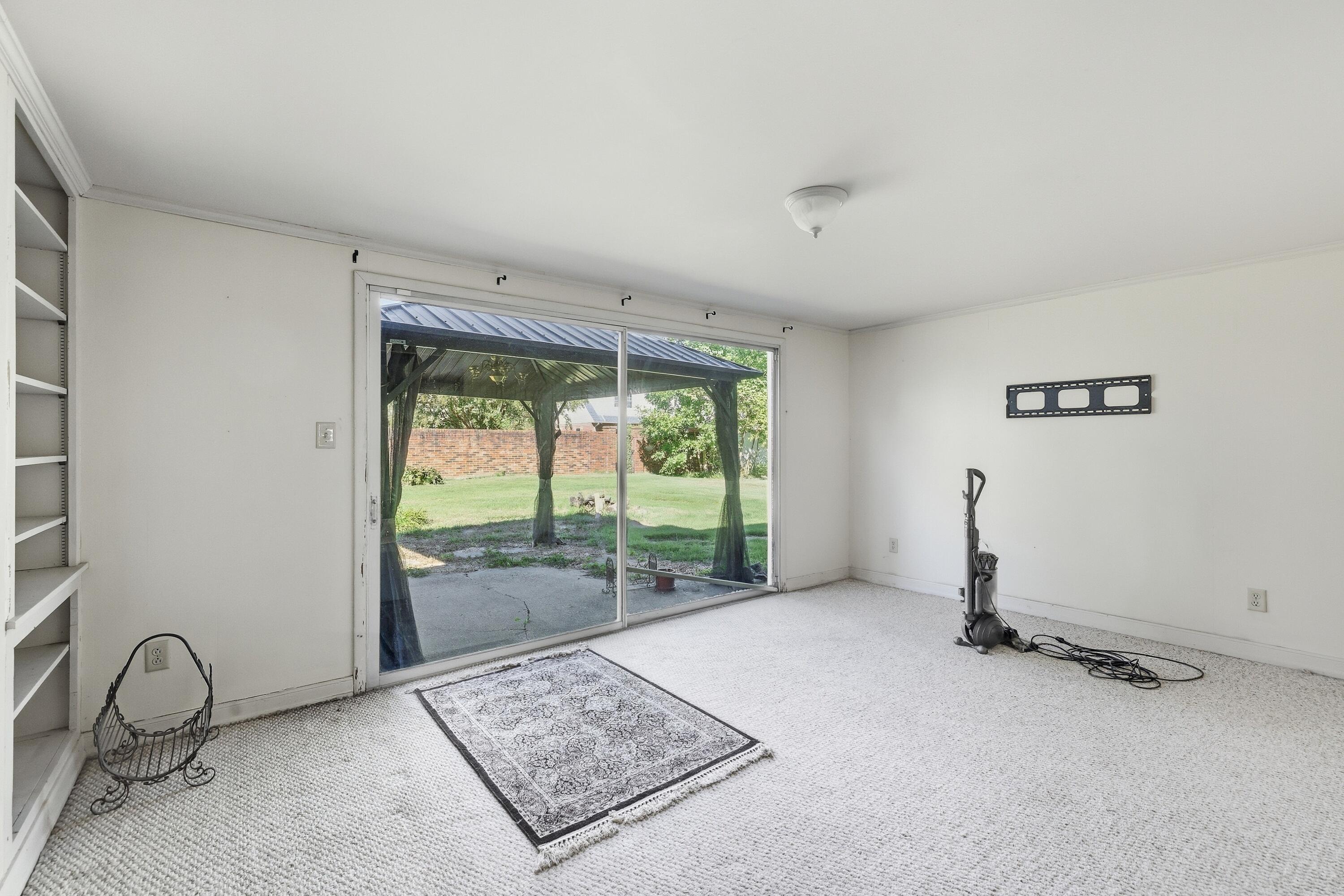 711 Pryor Street Property Photo 32