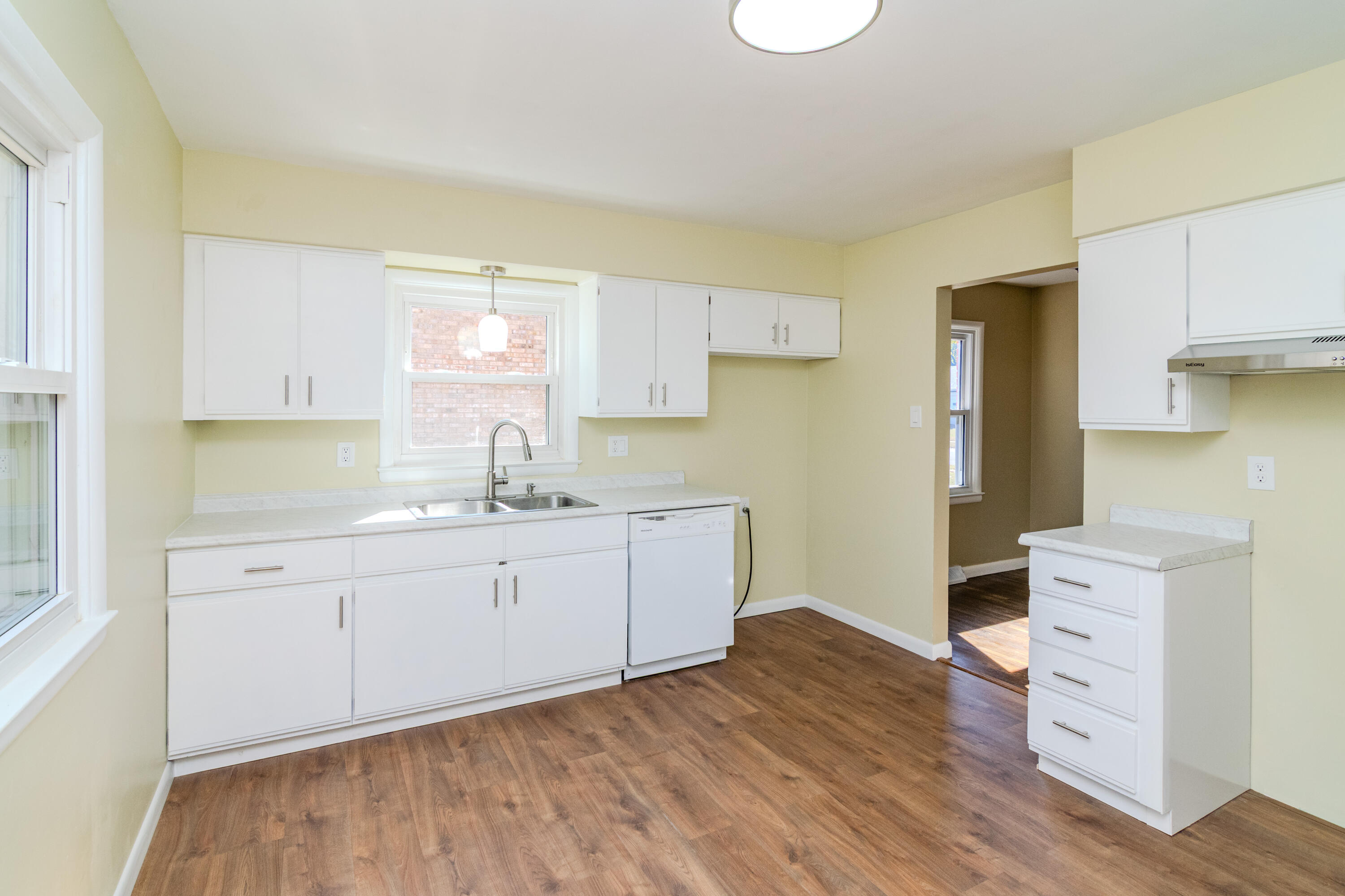 1625 Brittany Lane Property Photo 3