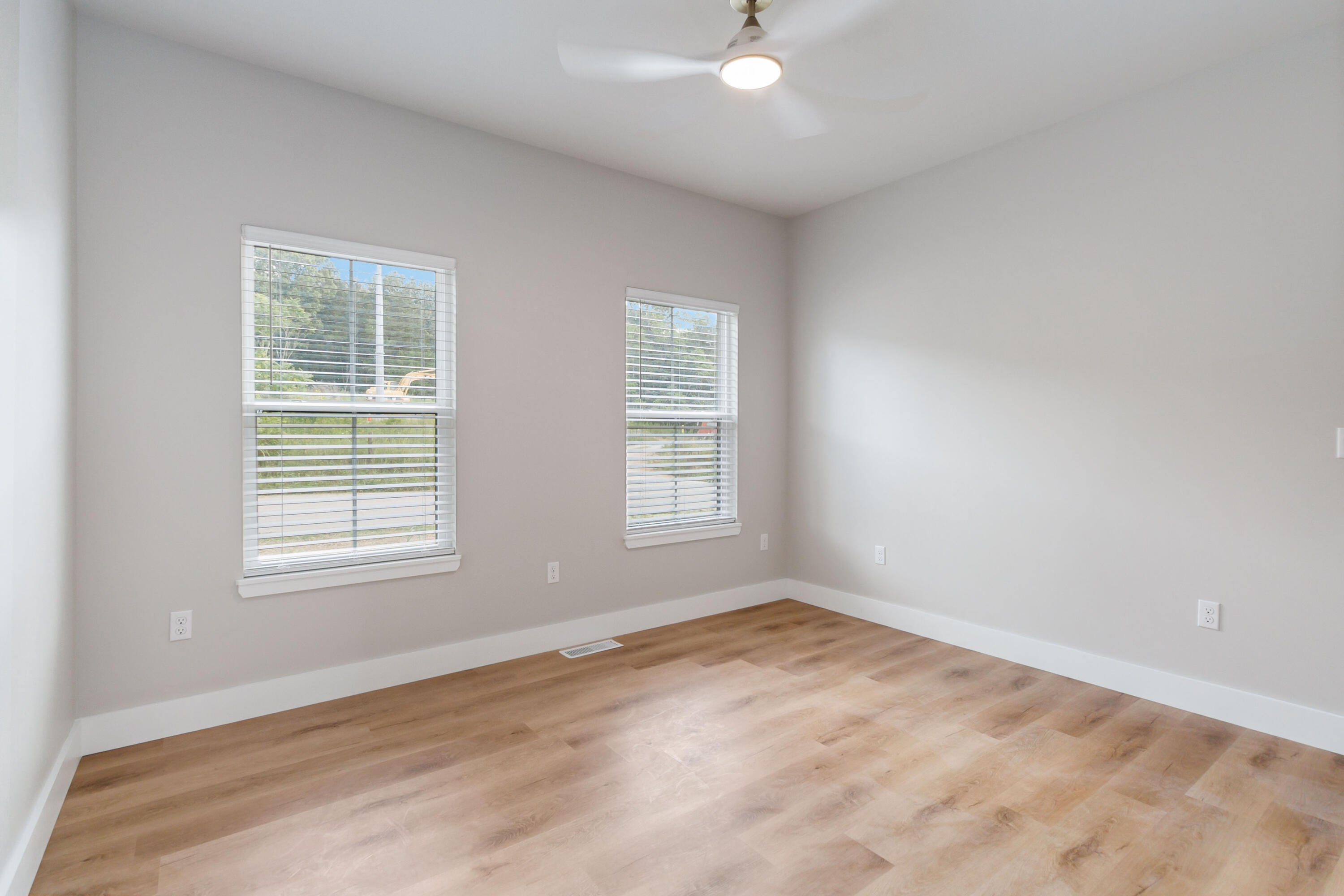 1113 Dahl Road Property Photo 20