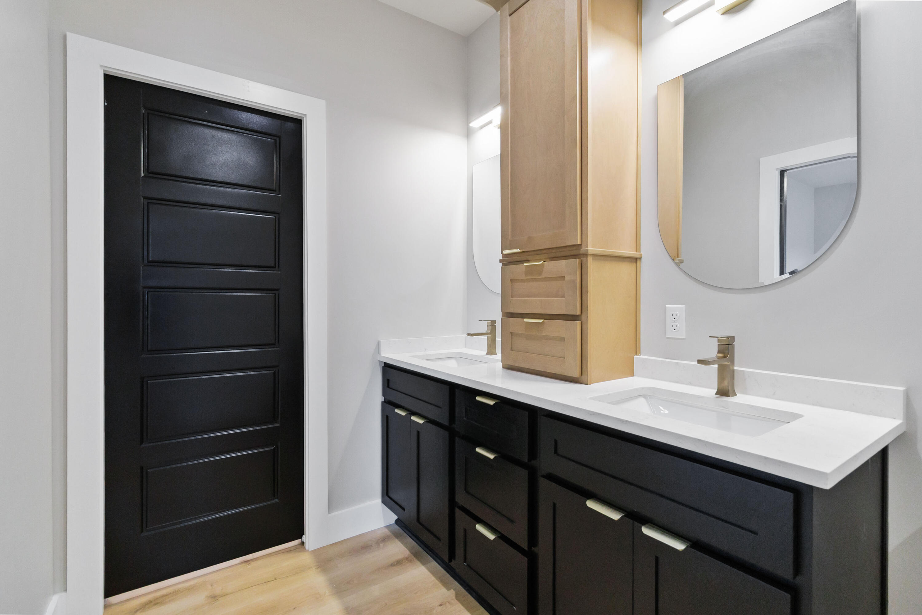 1113 Dahl Road Property Photo 24