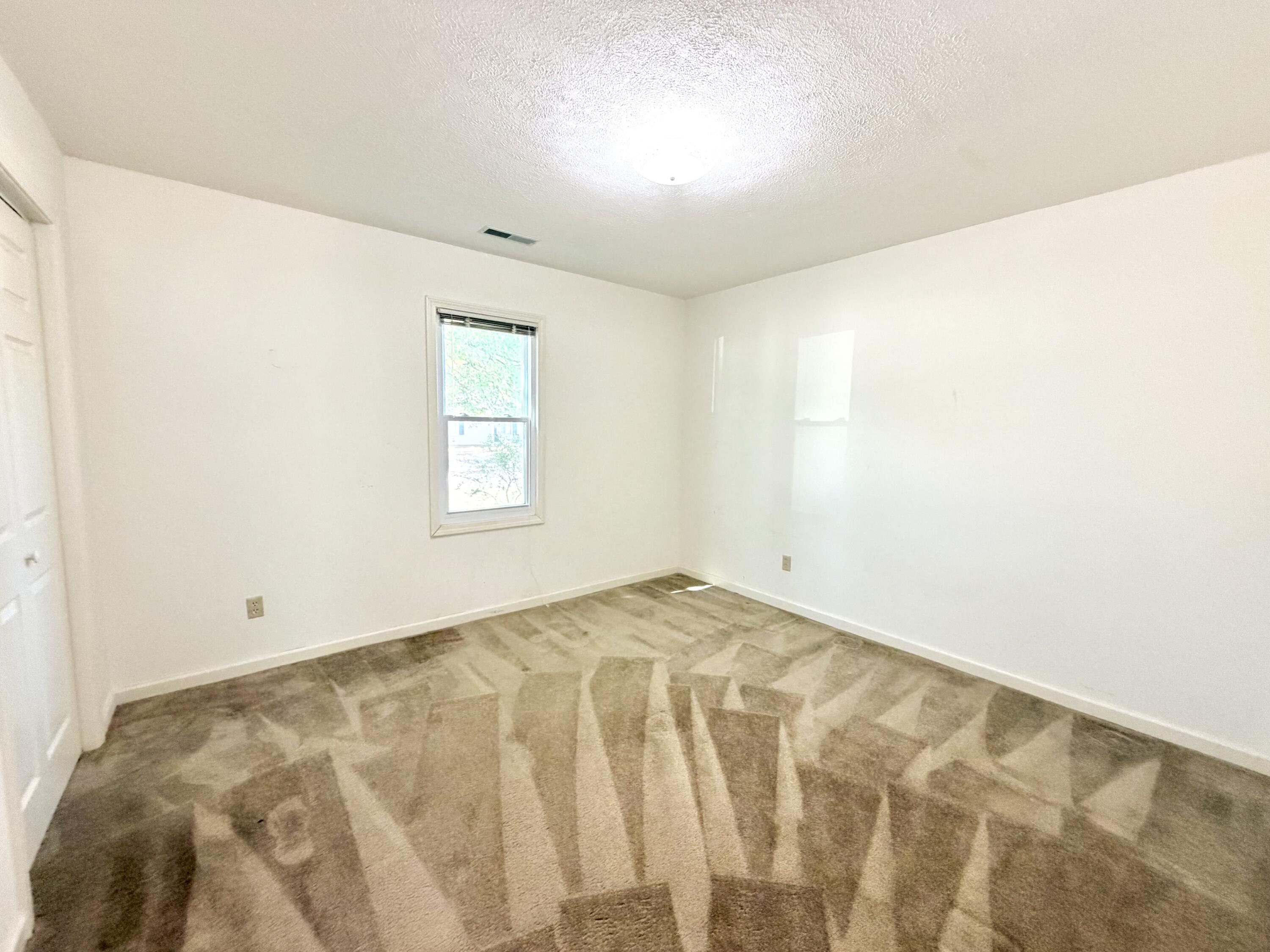 581 Foxfield Road Property Photo 12