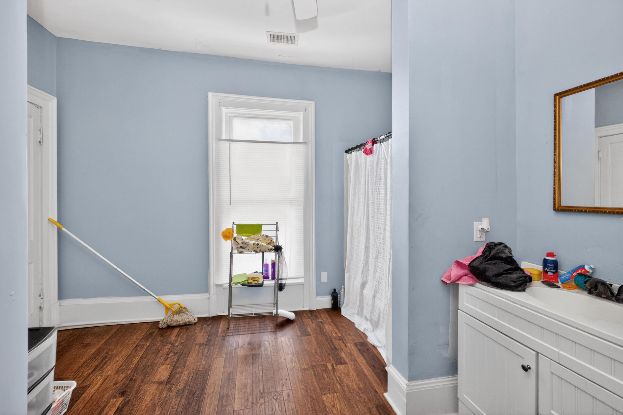 410 W Lexington Avenue Property Photo 22