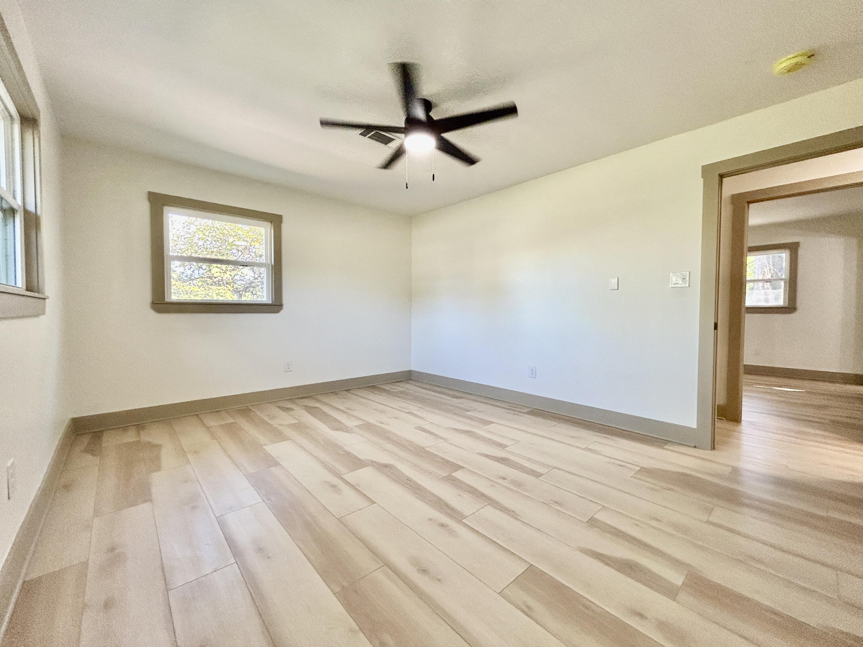 906 S Horseshoe Drive Property Photo 22