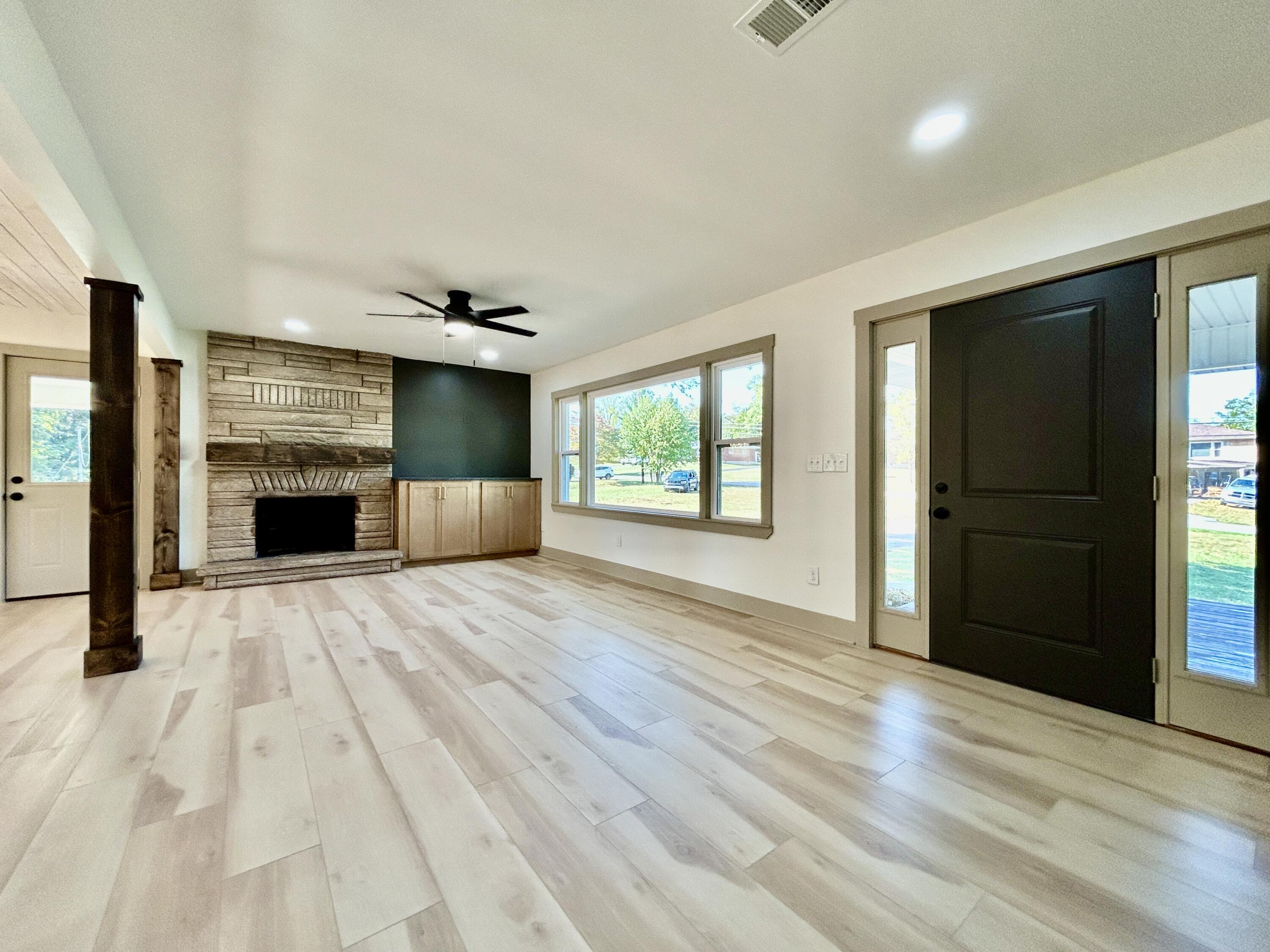 906 S Horseshoe Drive Property Photo 29