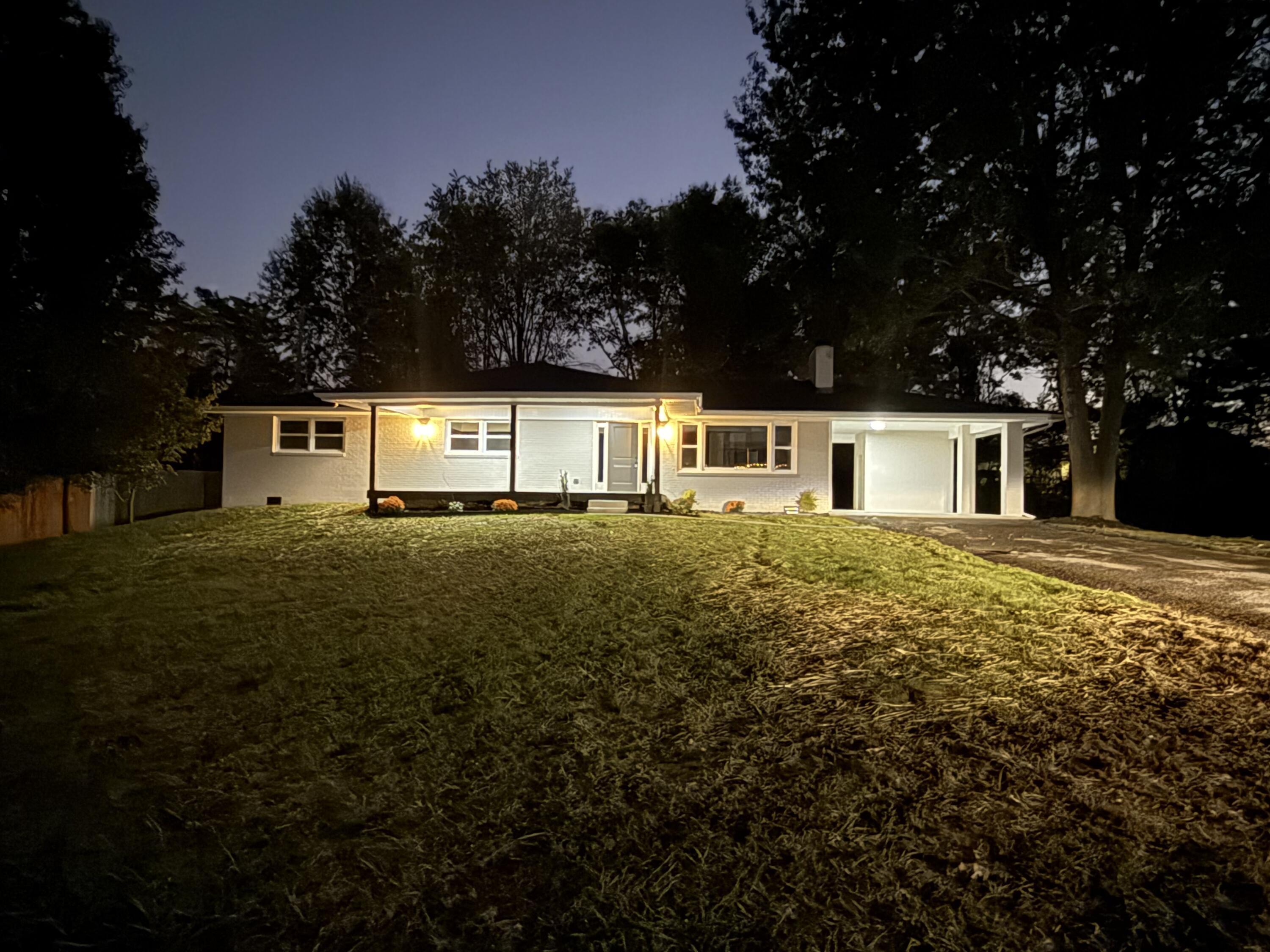 906 S Horseshoe Drive Property Photo 43