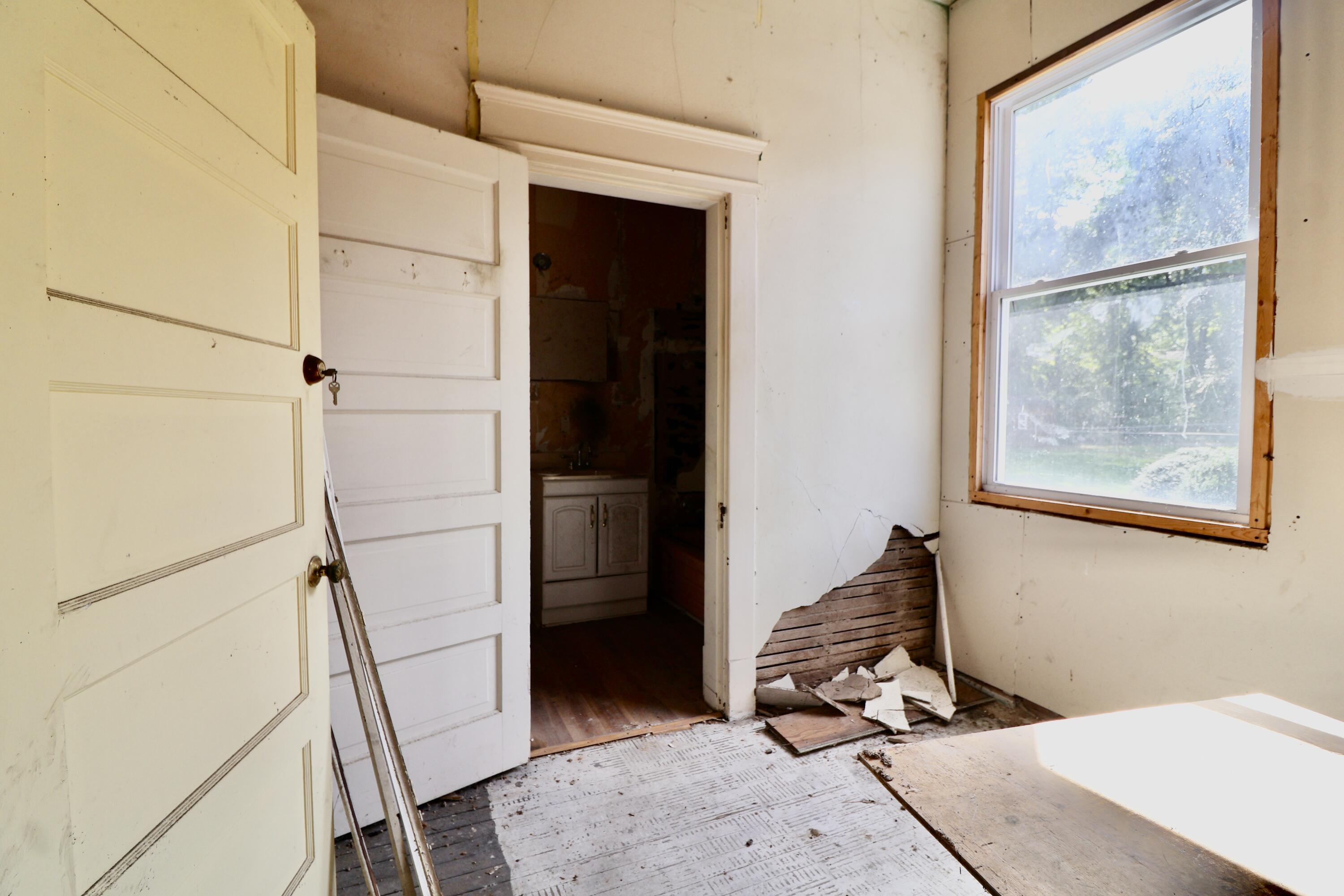 3108 Madison Street Property Photo 9