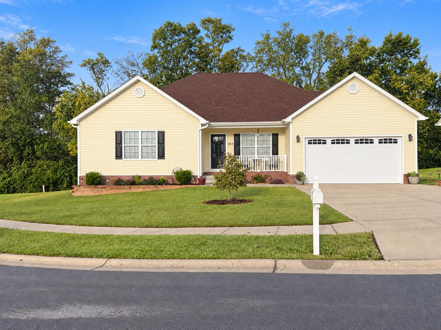464 Cresthill Drive