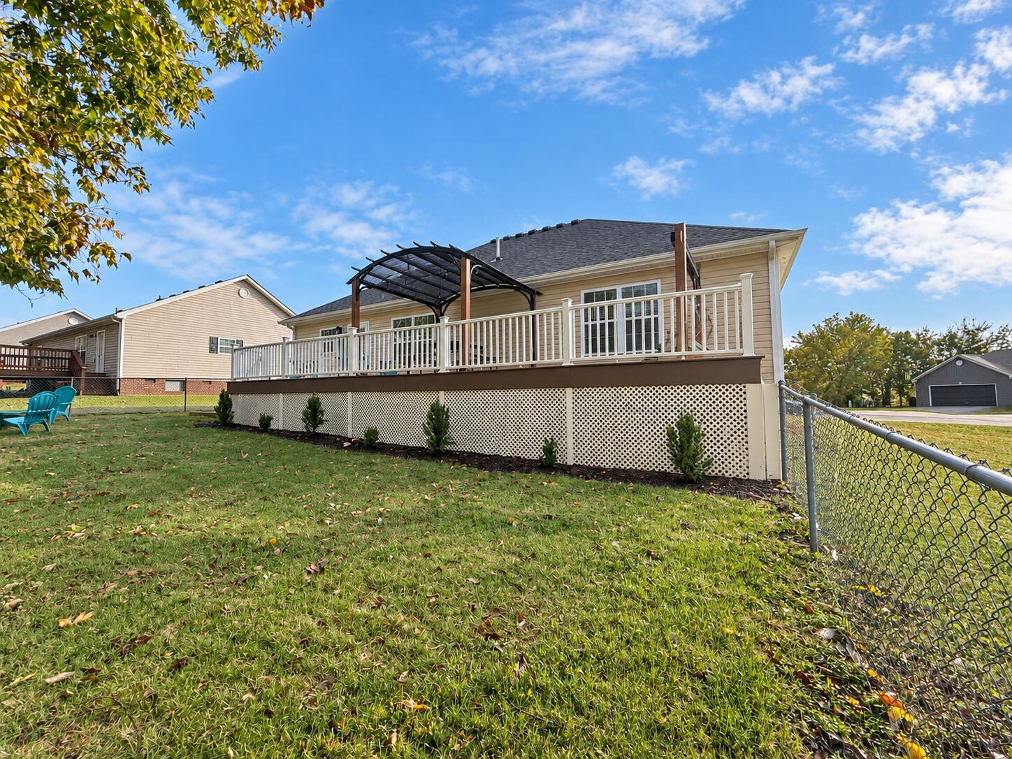 464 Cresthill Drive Property Photo 36