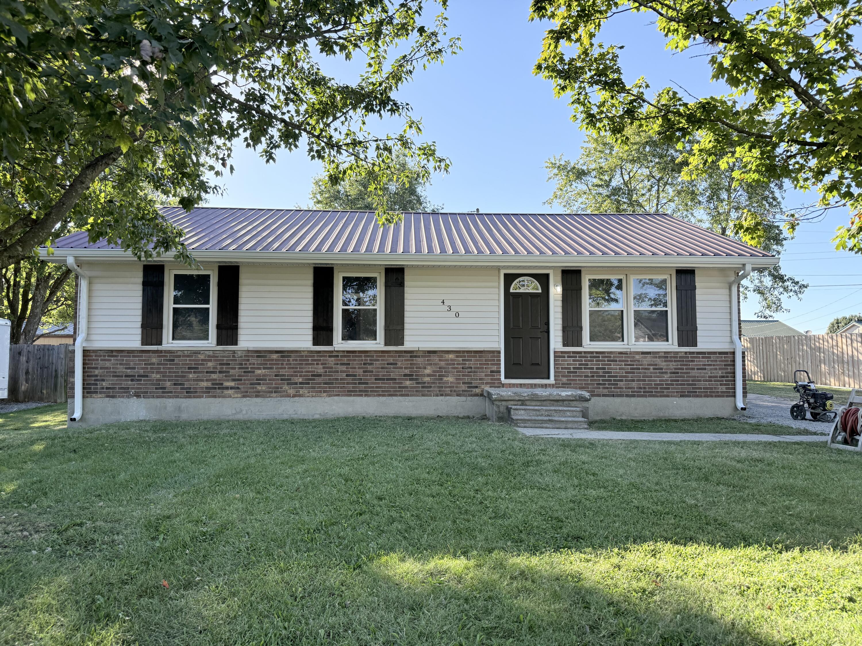 430 Falcon Property Photo 19