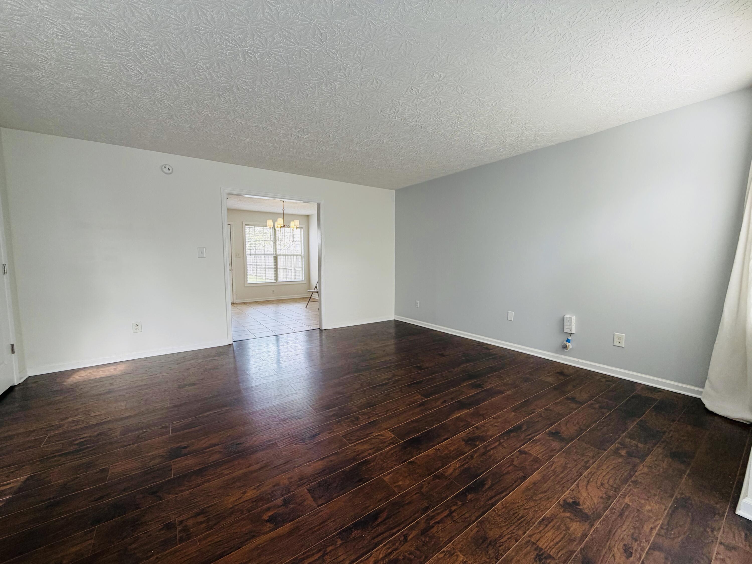3057 River Run Trail Property Photo 7