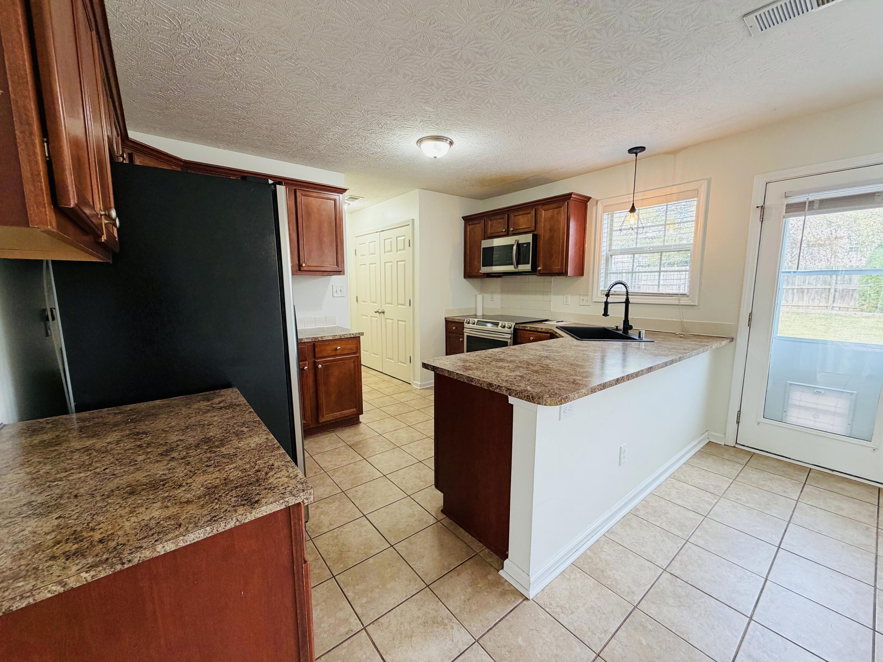 3057 River Run Trail Property Photo 10