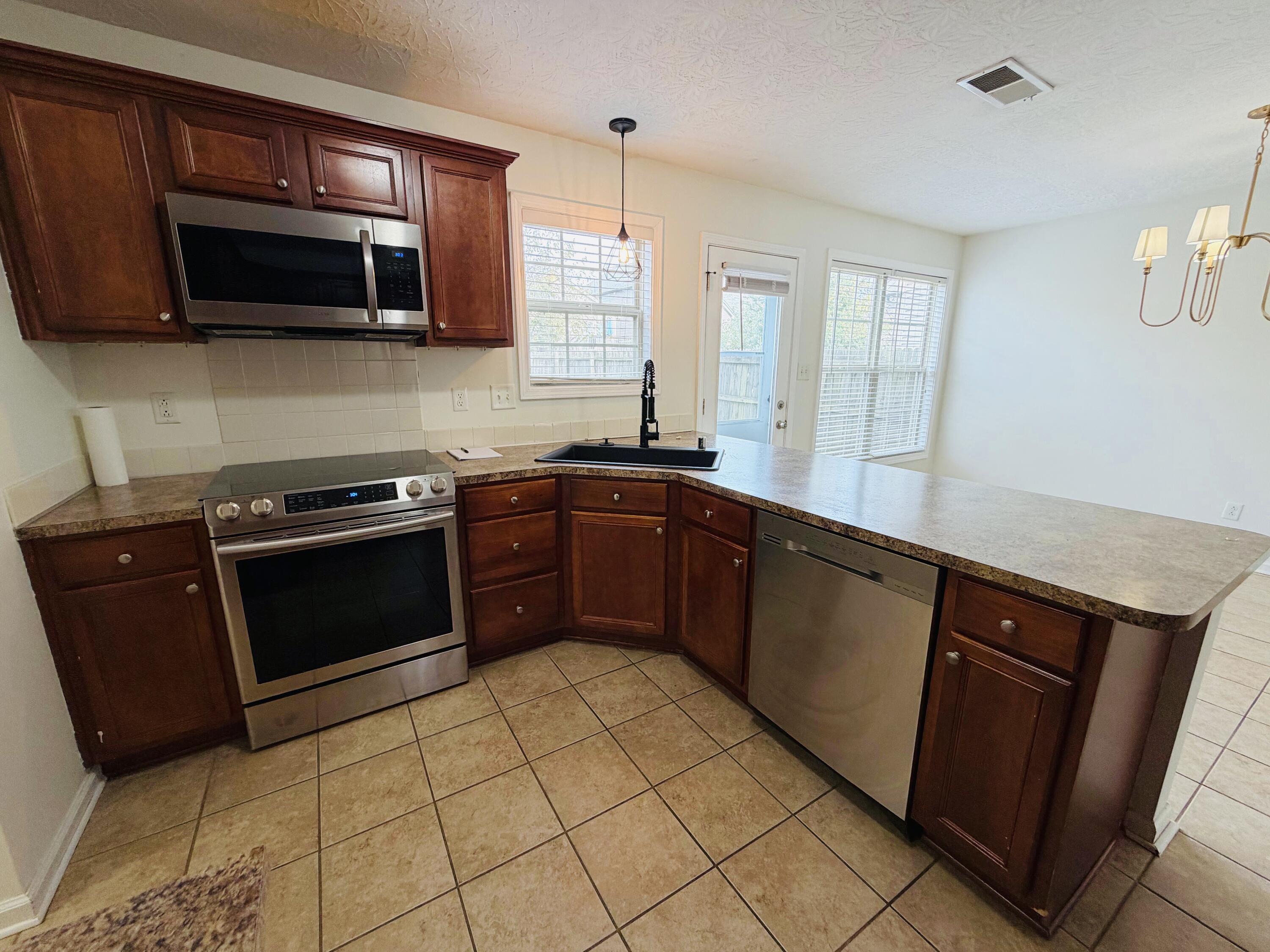 3057 River Run Trail Property Photo 11