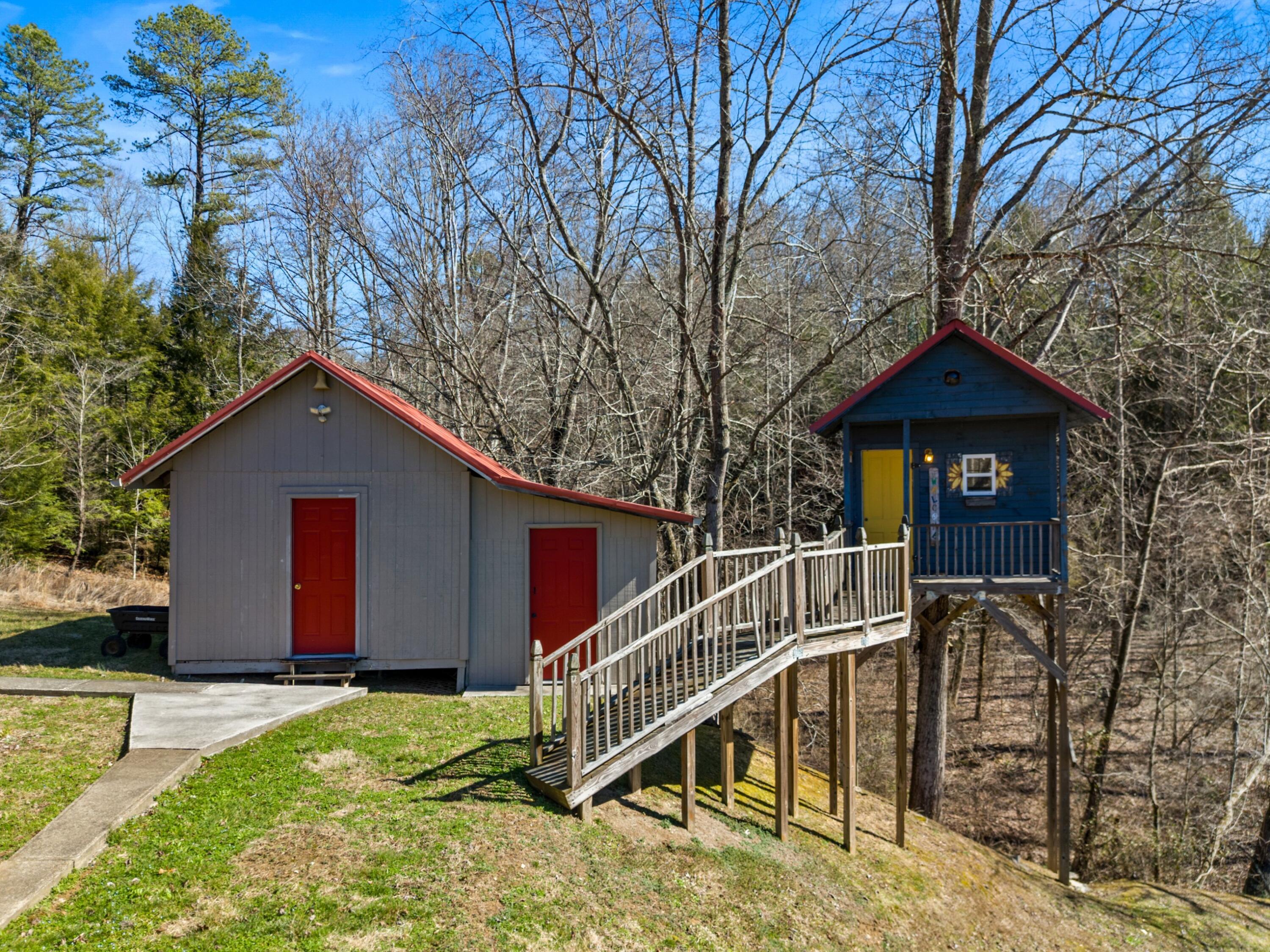 15379 Highway 190 Property Photo 36