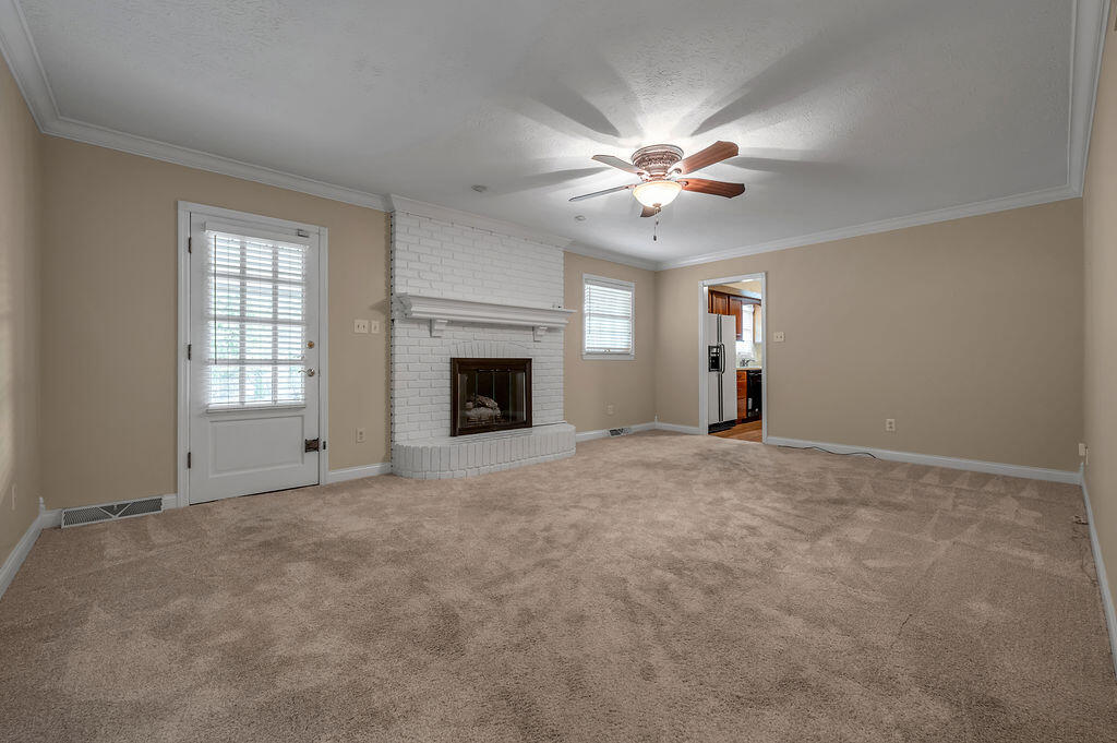 1508 Green Hills Road Property Photo 7