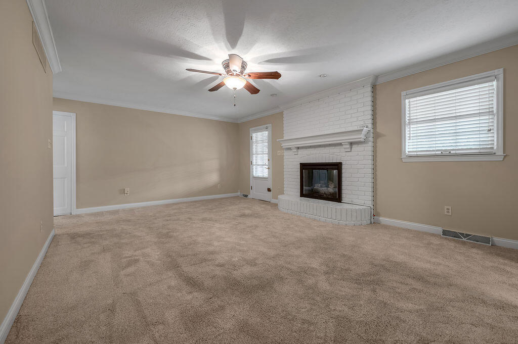 1508 Green Hills Road Property Photo 8