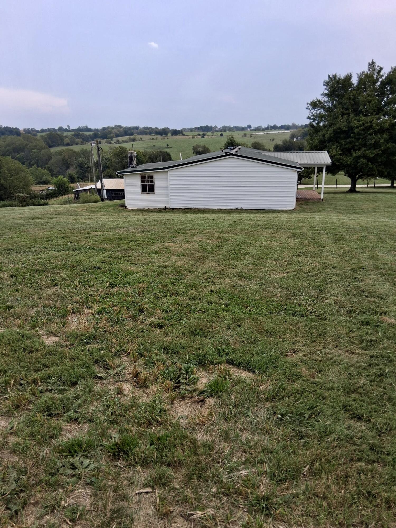 970 State Highway 1194 Property Photo 4