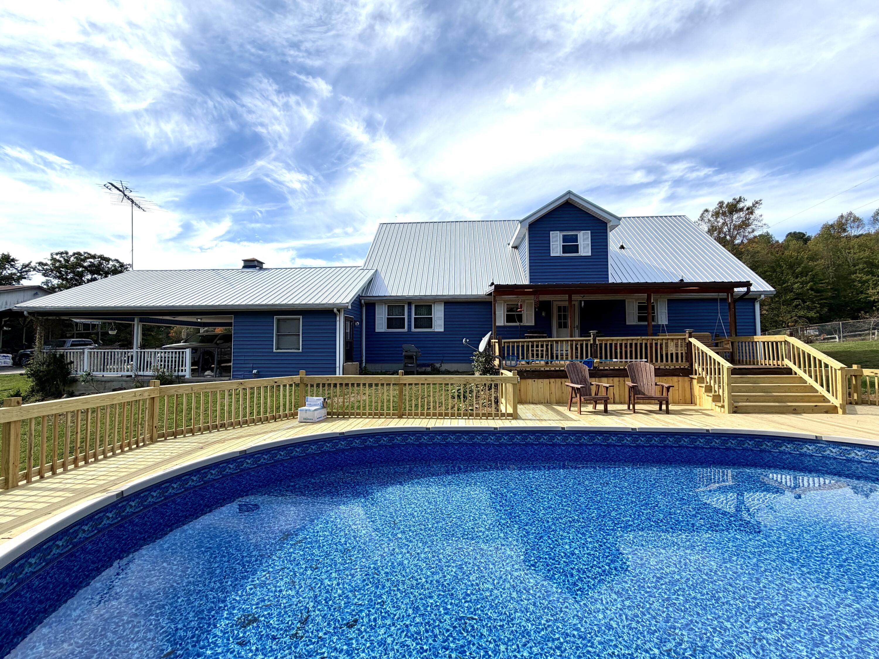 11039 Brown Ridge Road Property Photo 9