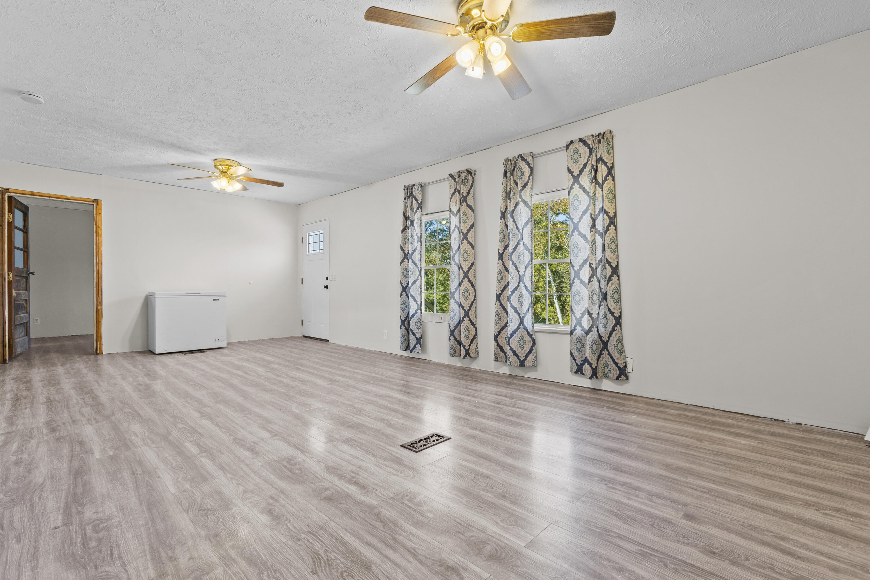 2276 Upper Lick Road Property Photo 7