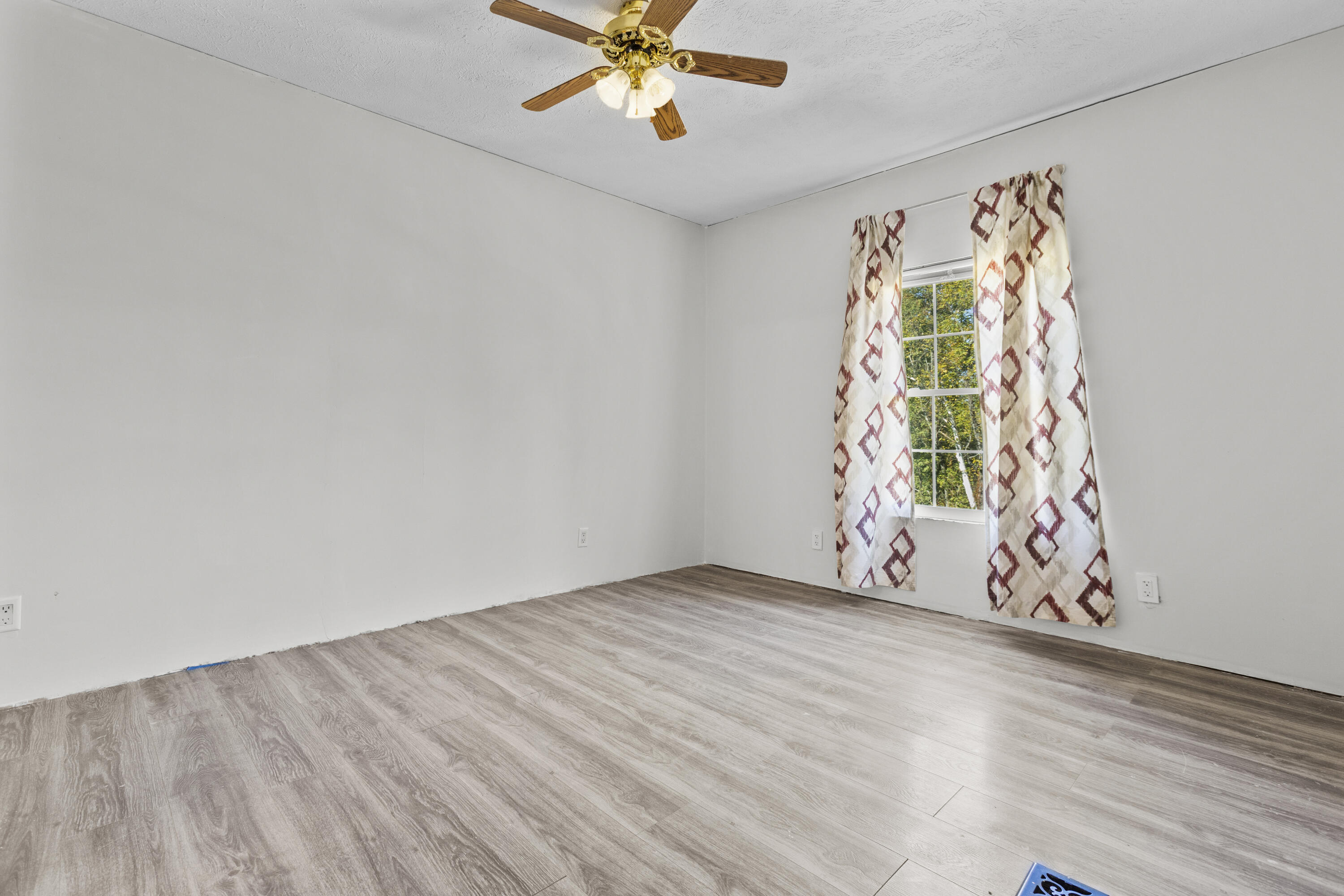 2276 Upper Lick Road Property Photo 8