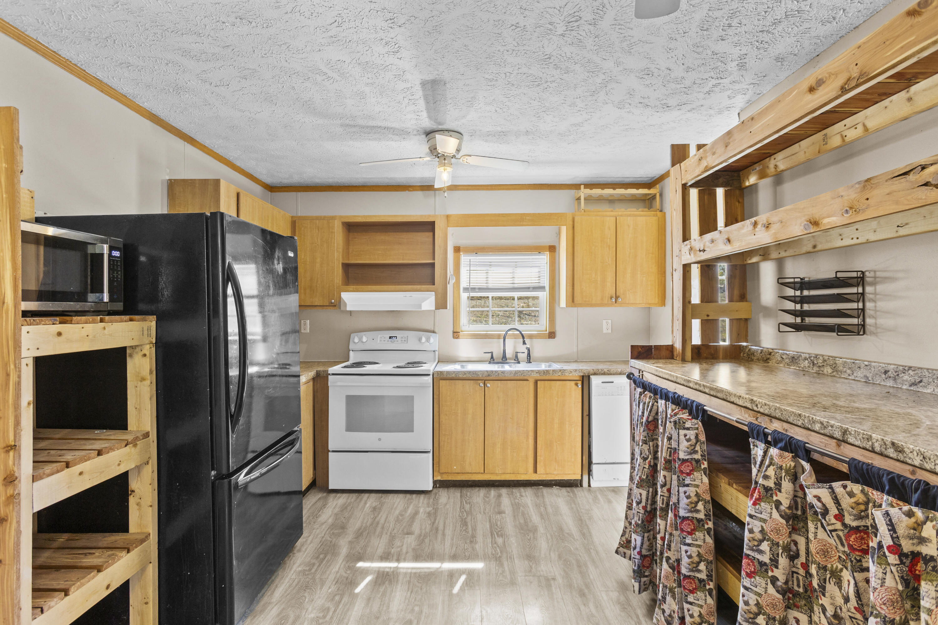 2276 Upper Lick Road Property Photo 12