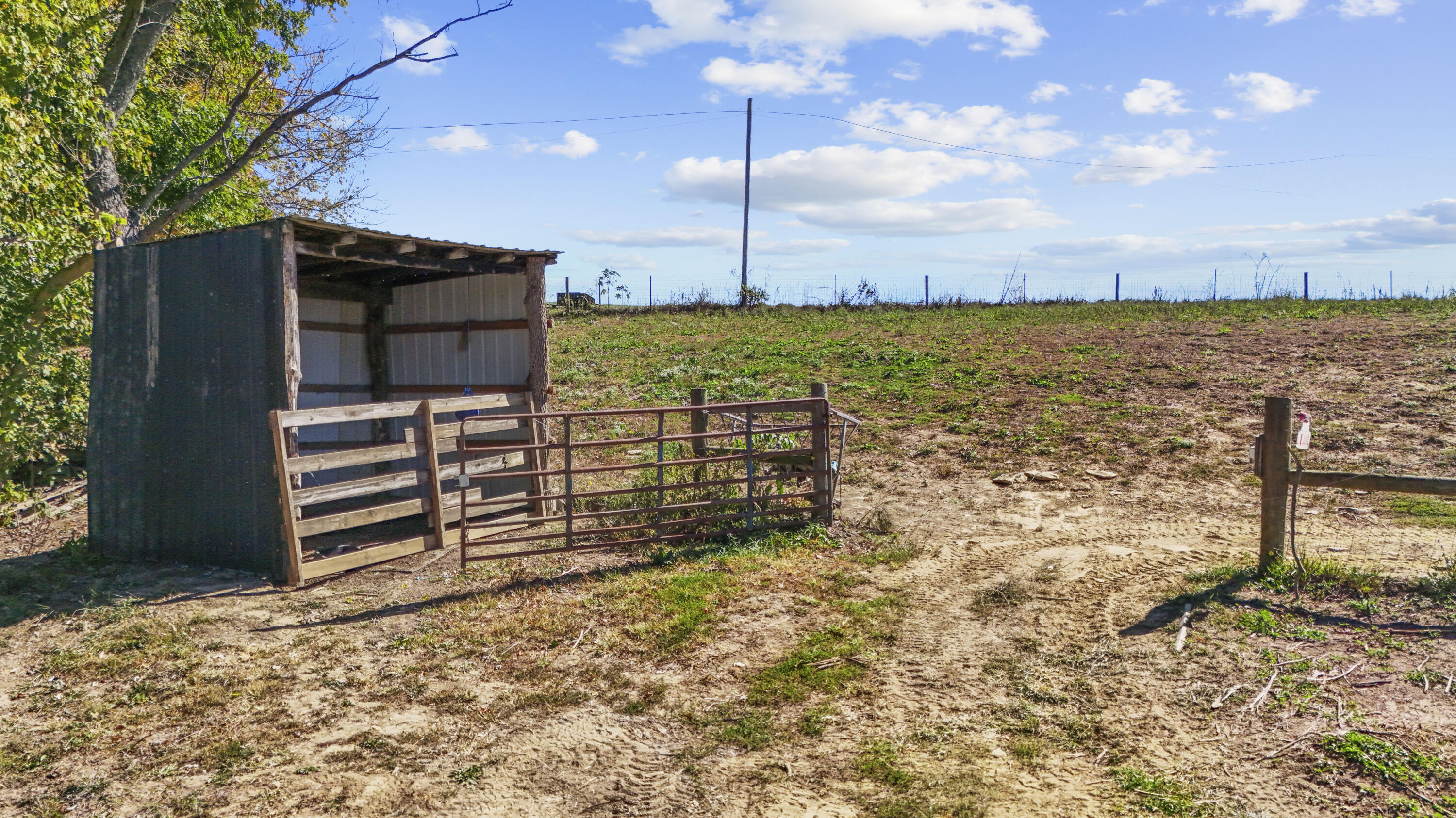 2276 Upper Lick Road Property Photo 19