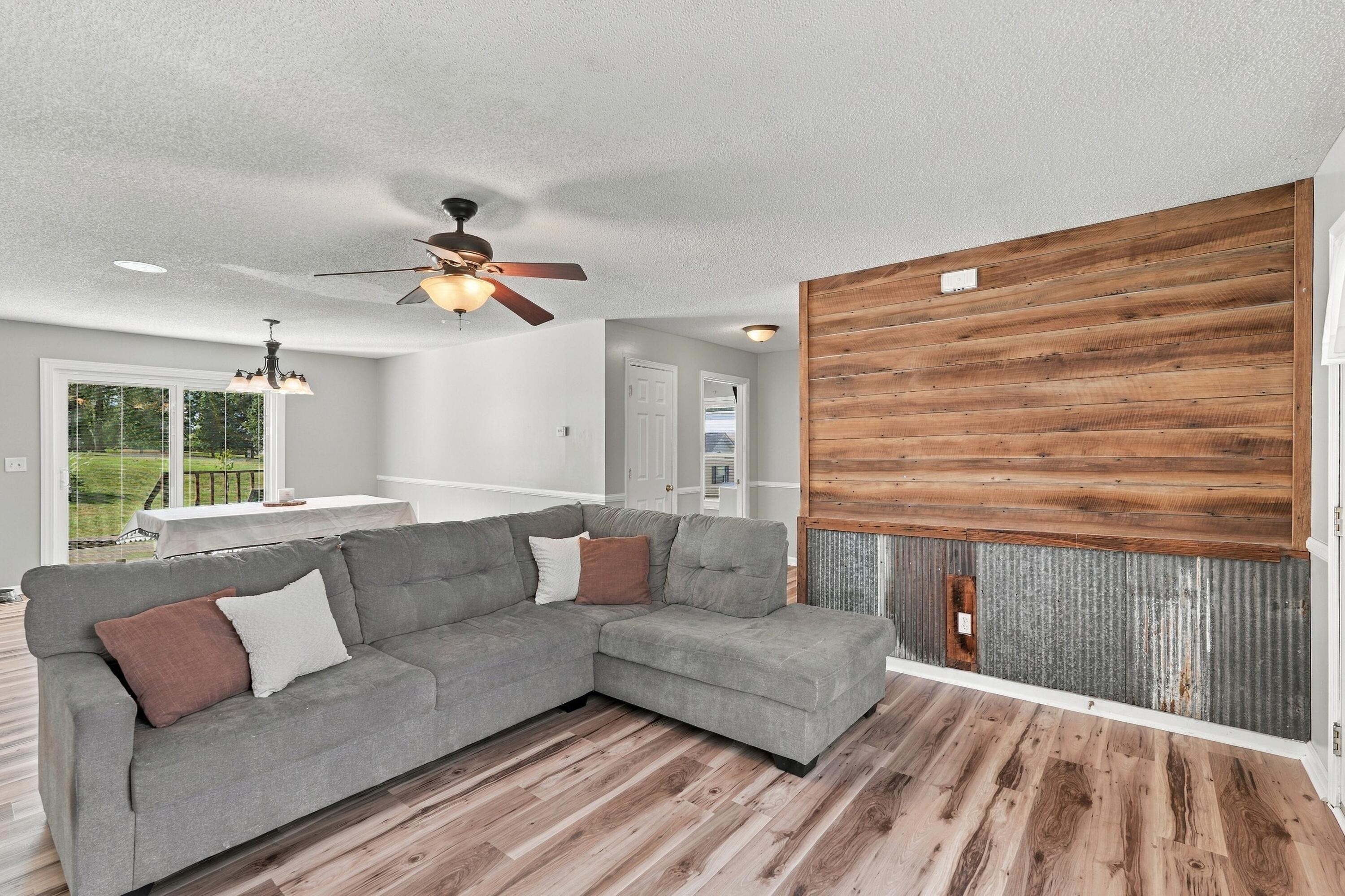 2085 State Route 303 Property Photo 4
