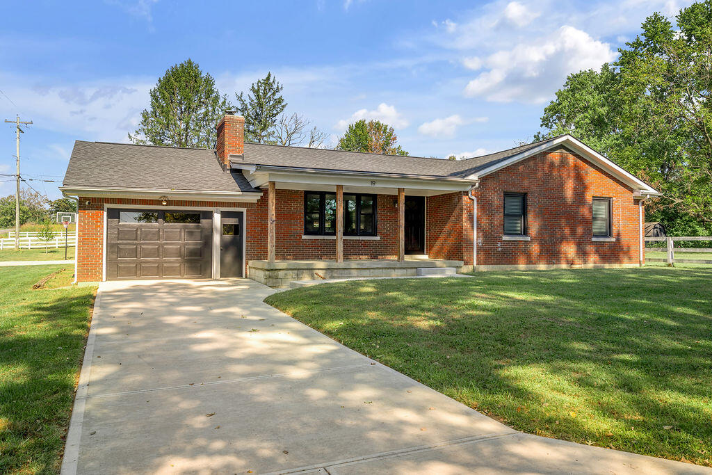 19 Leeburton Lane Property Photo 1