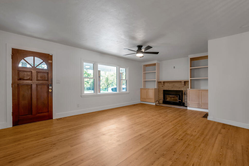 19 Leeburton Lane Property Photo 8