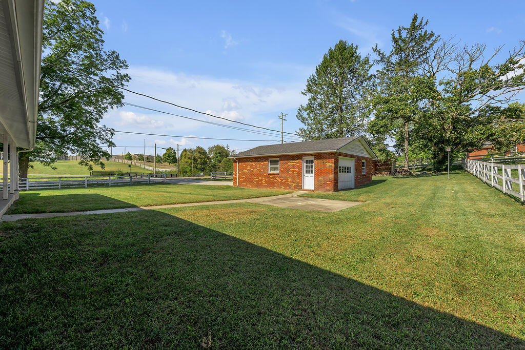 19 Leeburton Lane Property Photo 35