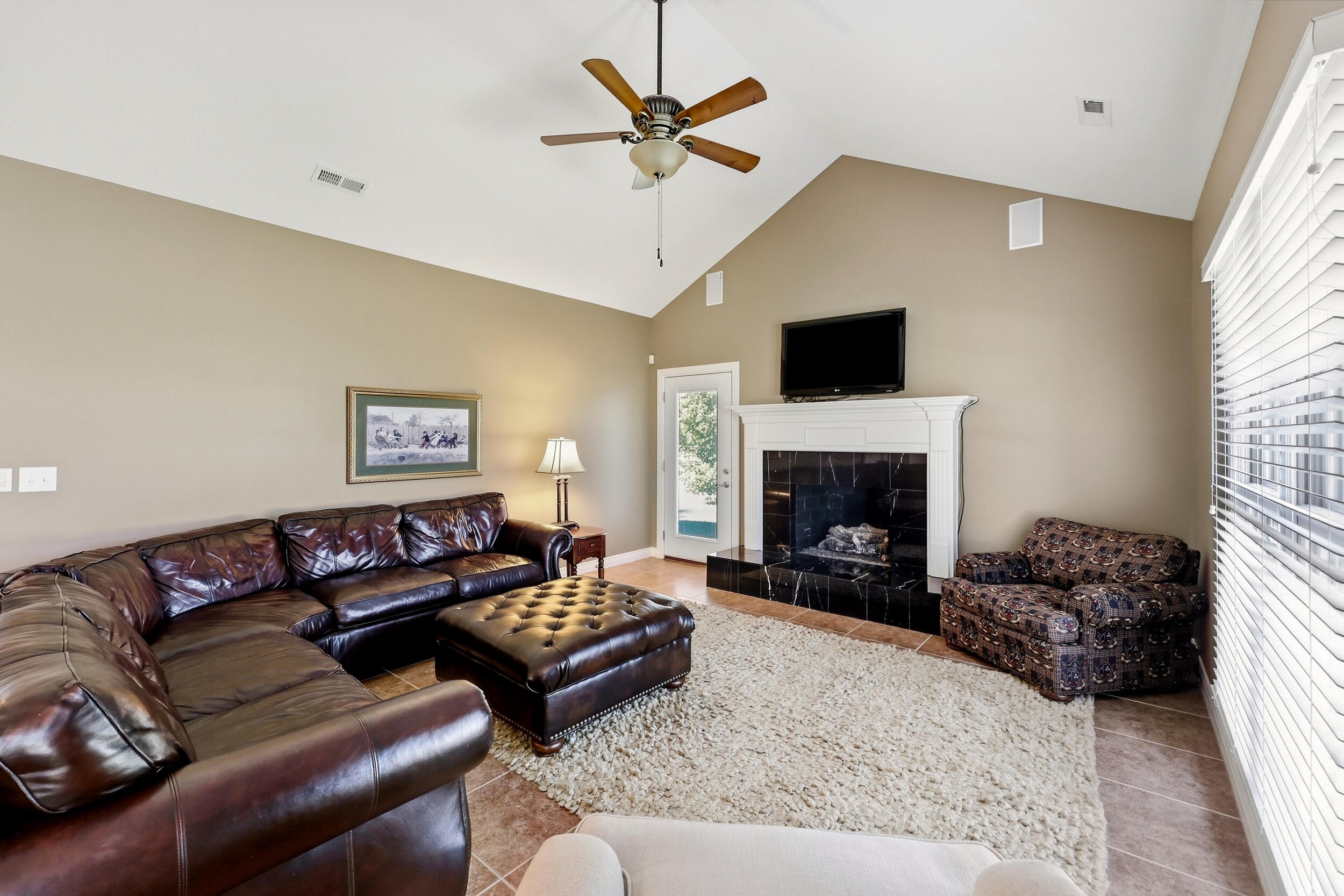 2687 Flying Ebony Drive Property Photo 4