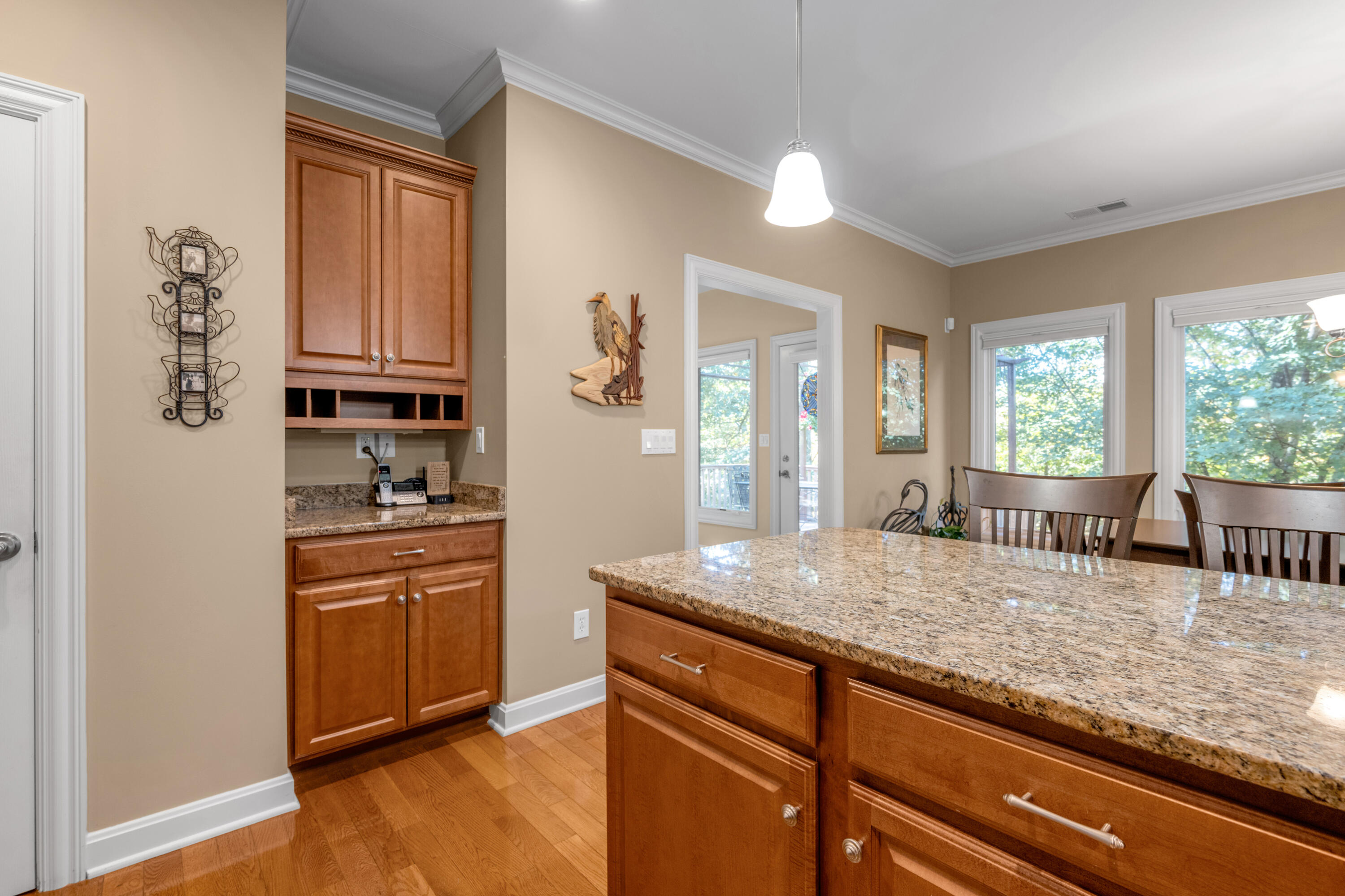 2004 Deerfield Lane Property Photo 23