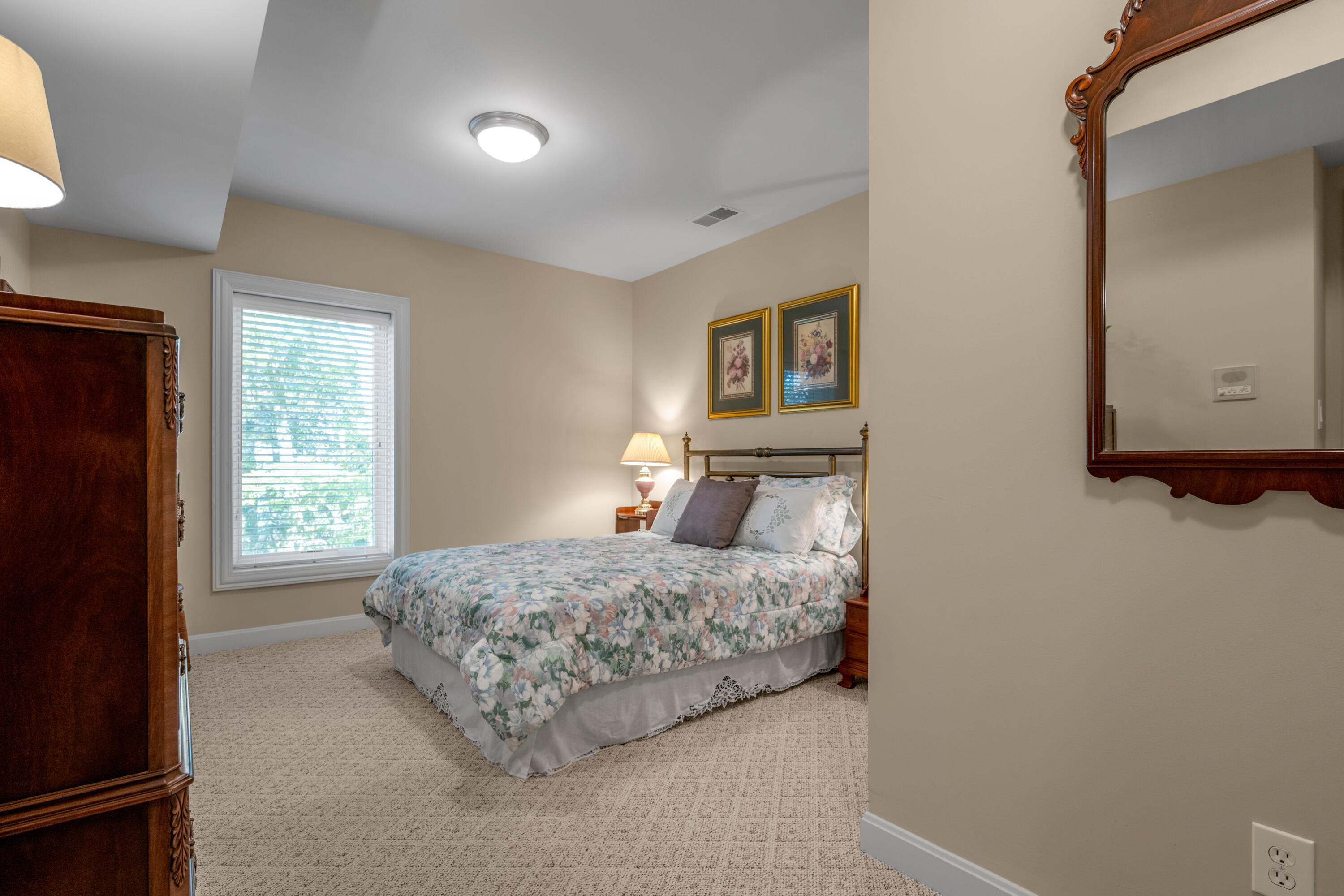 2004 Deerfield Lane Property Photo 43