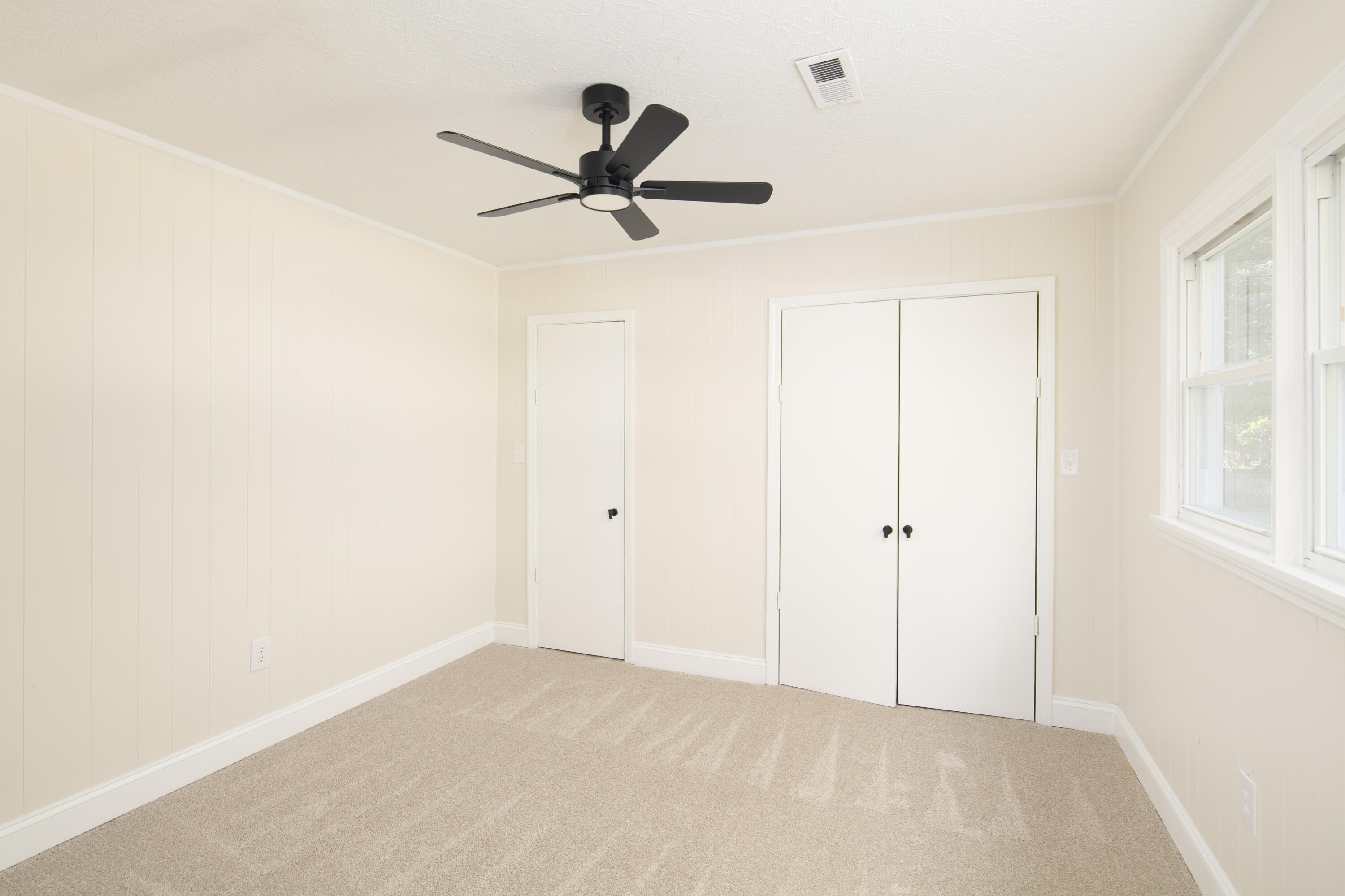 105 Williams Court Property Photo 15