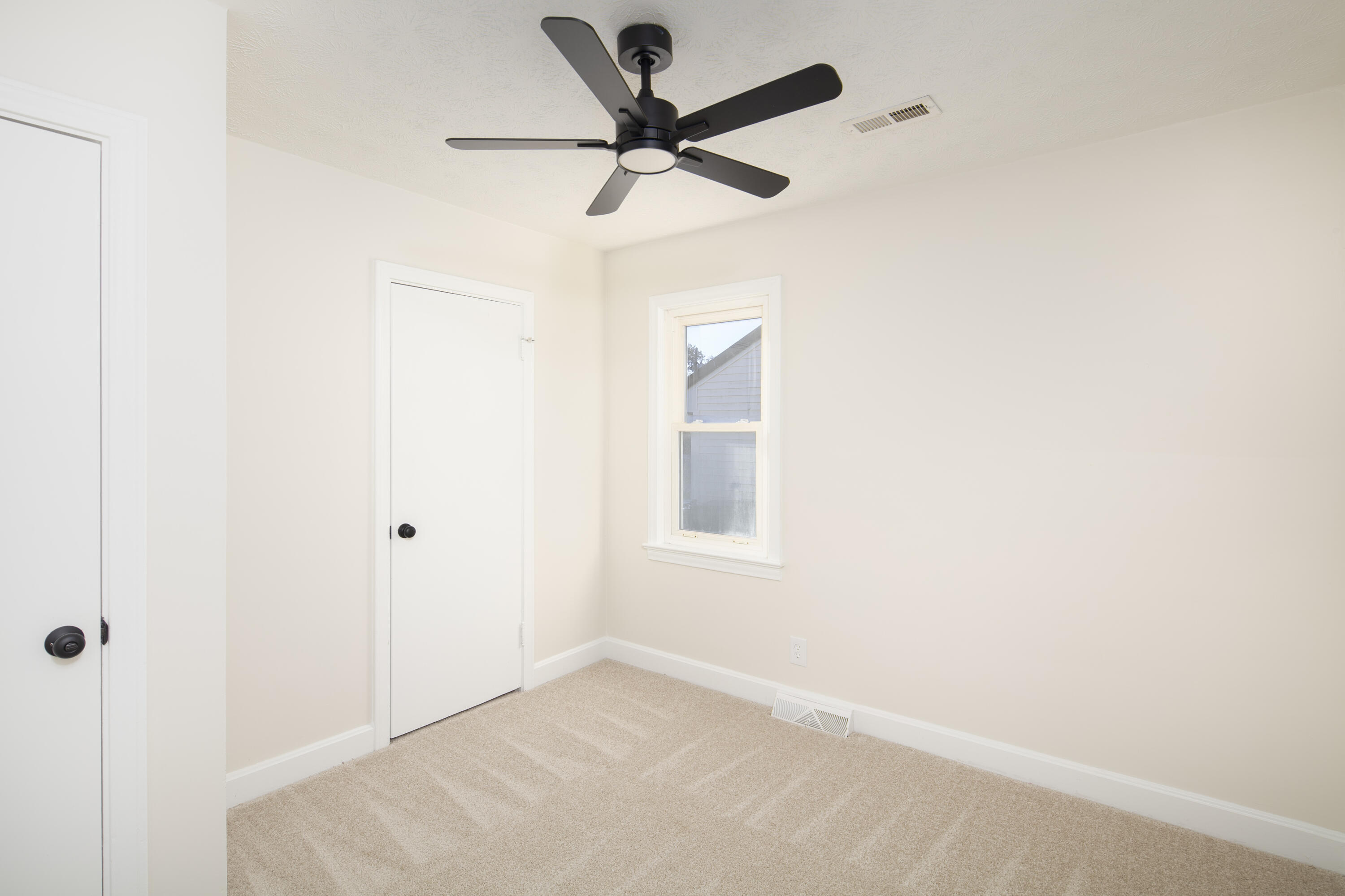 105 Williams Court Property Photo 20