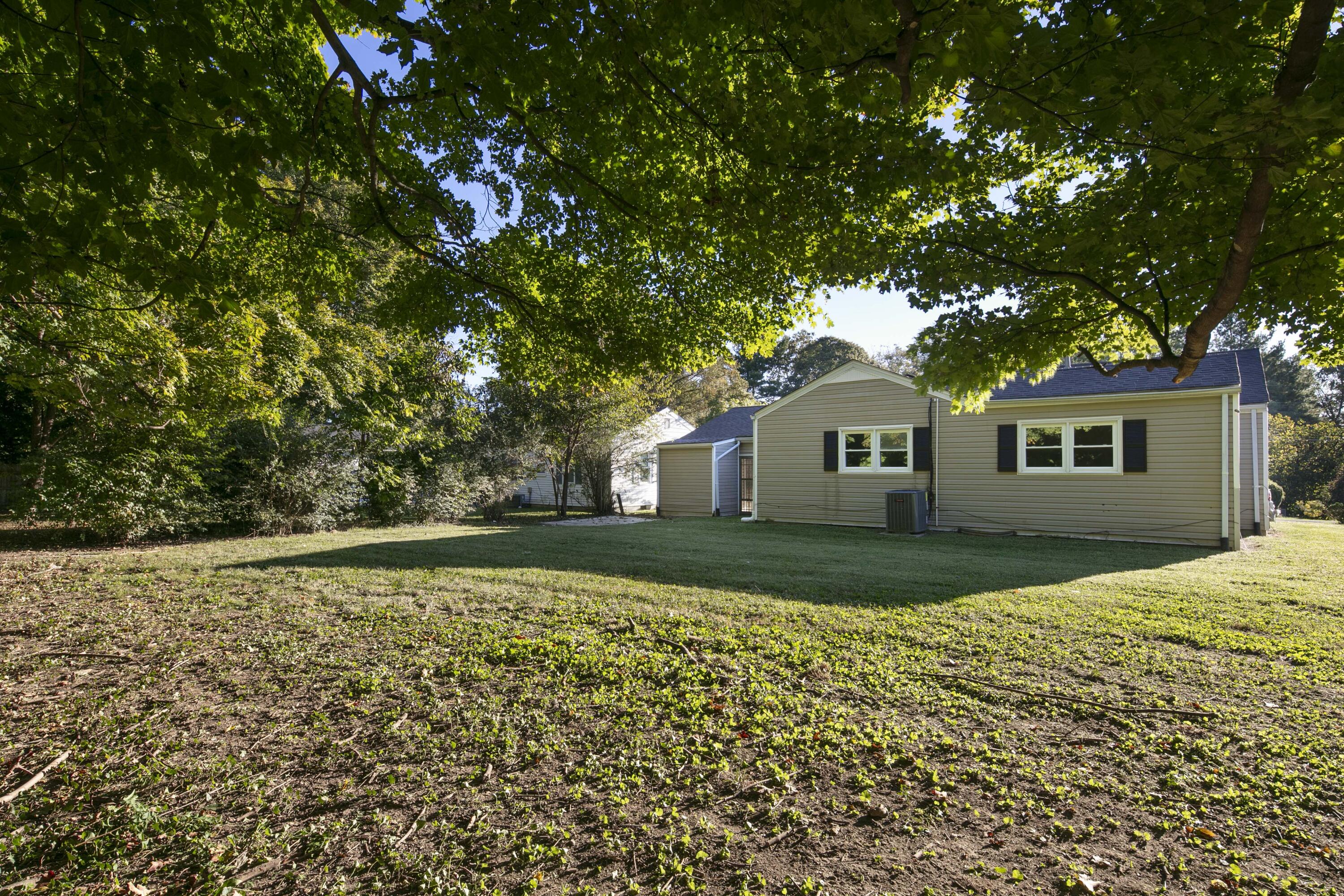 105 Williams Court Property Photo 23