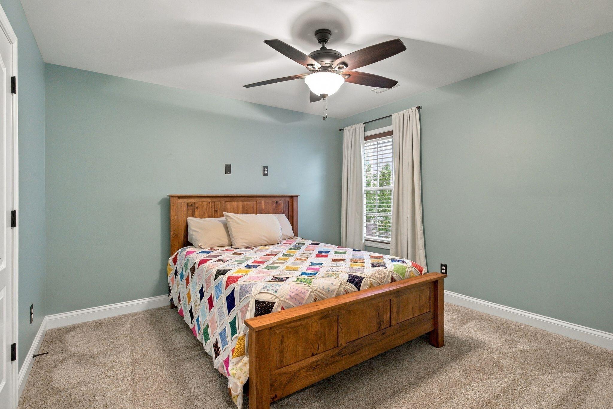122 Mcintosh Park Property Photo 21