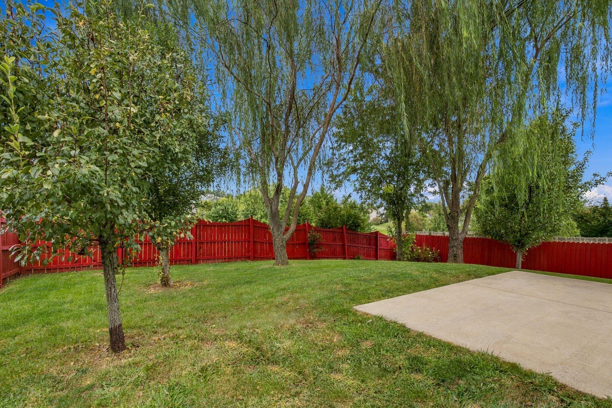 122 Mcintosh Park Property Photo 25