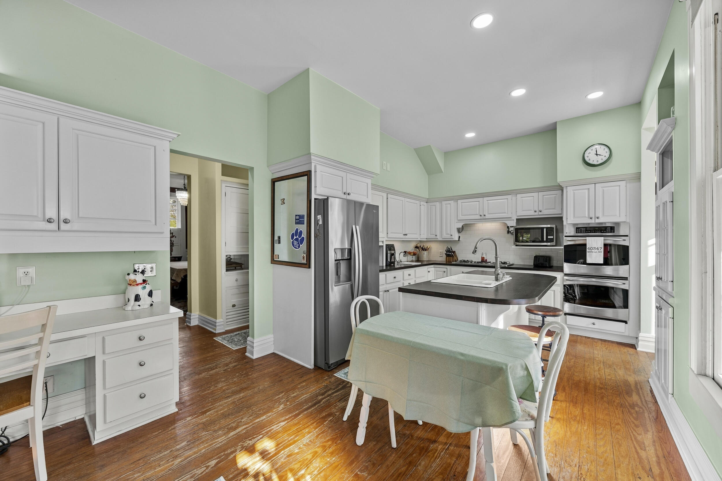 304 S Winter Street Property Photo 24