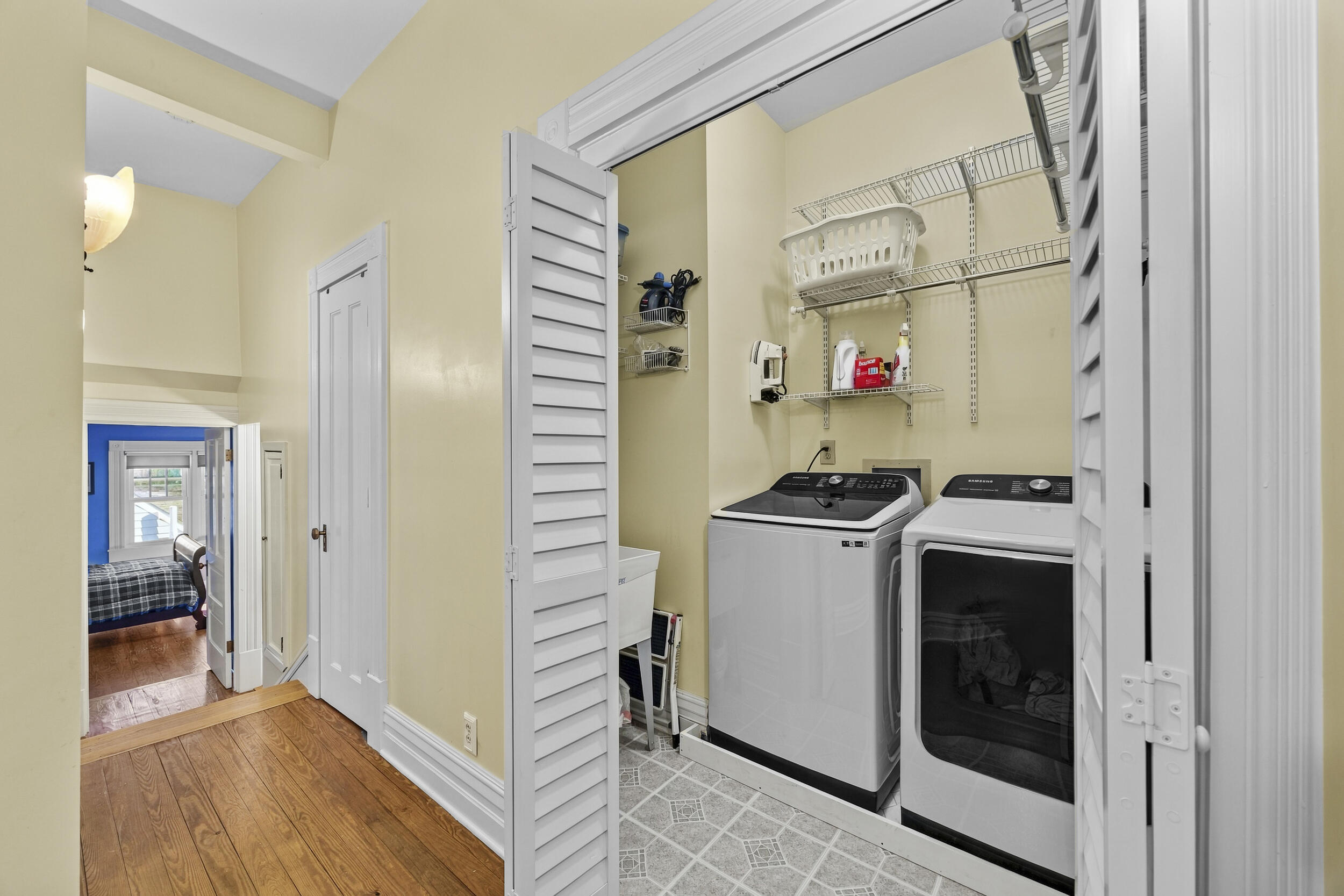 304 S Winter Street Property Photo 59