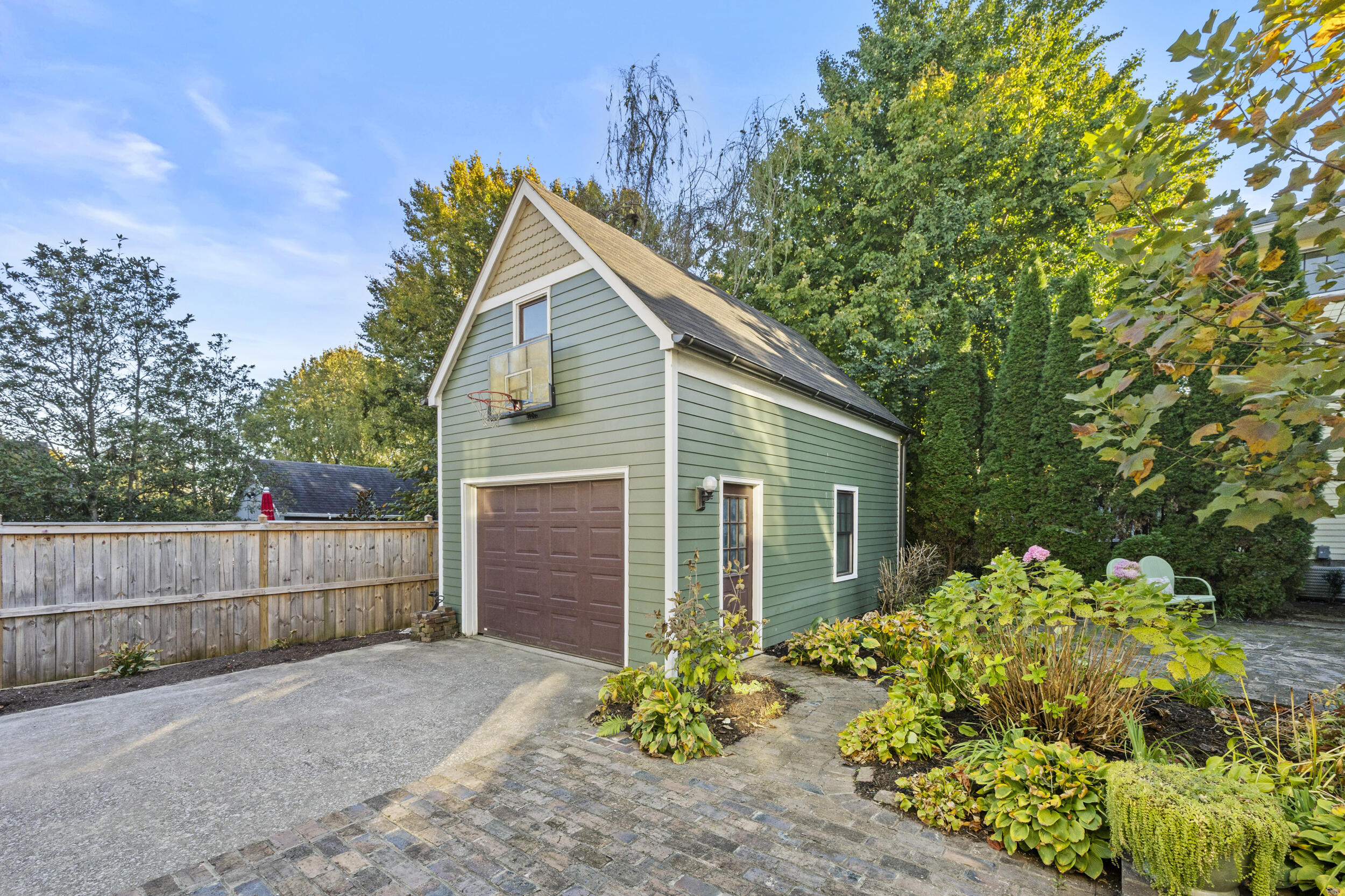 304 S Winter Street Property Photo 67