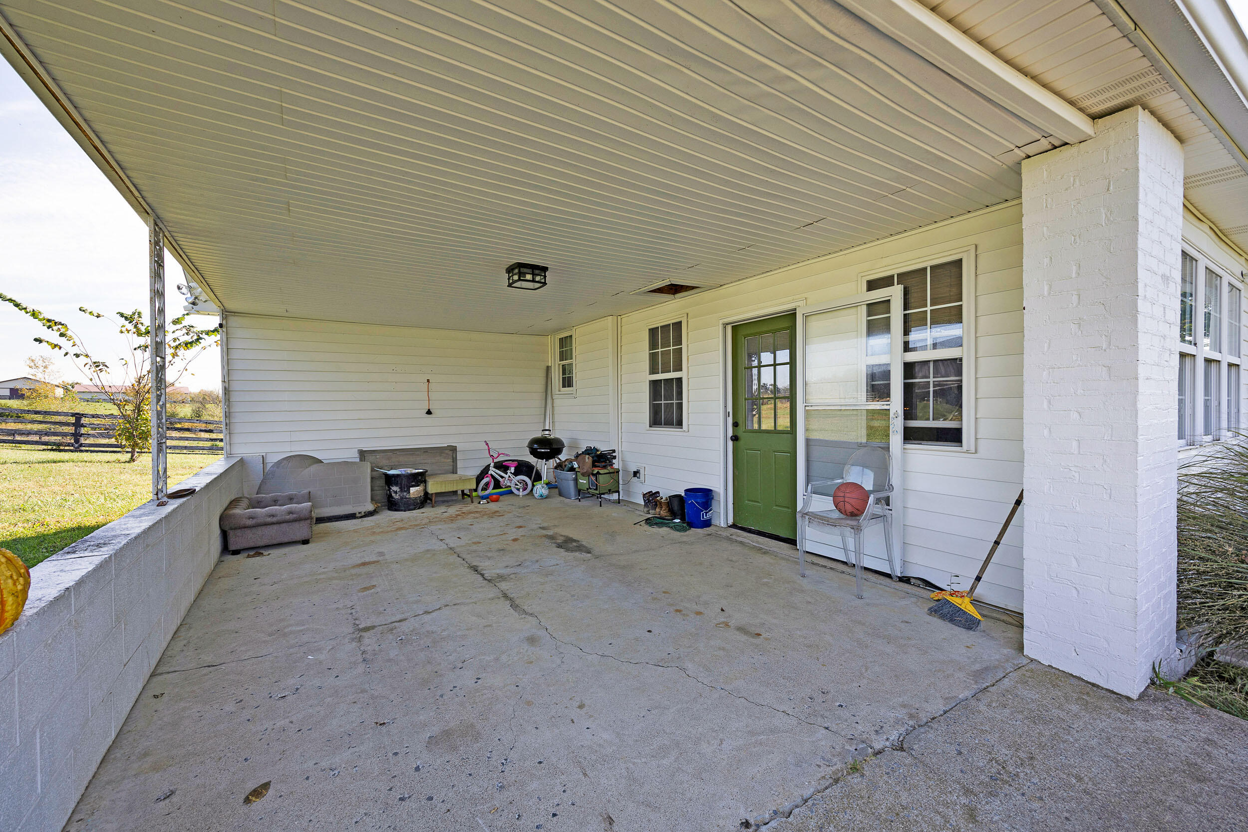 1492 Perryville Road Property Photo 39