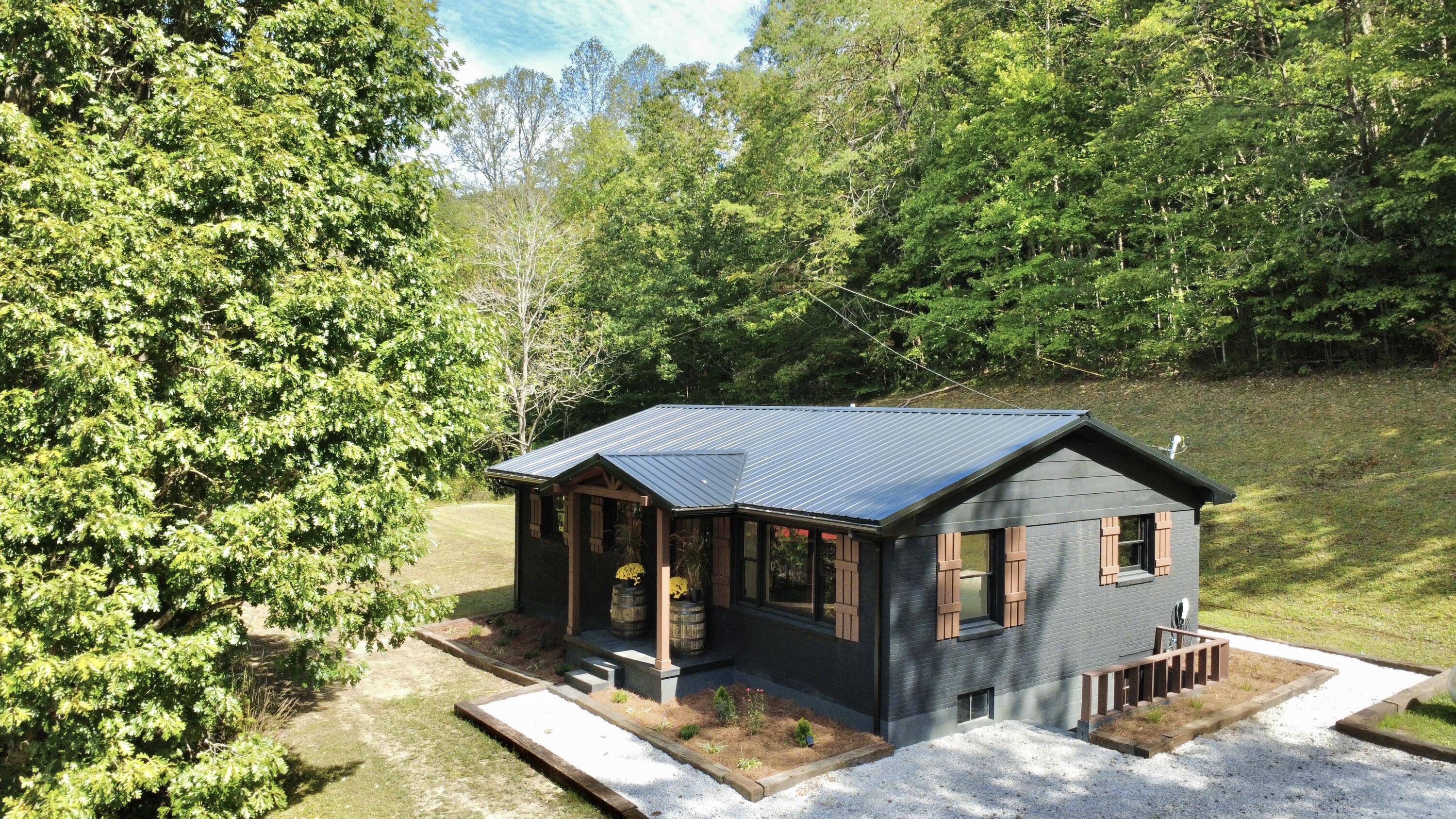 68 Star Gap Road Property Photo 1