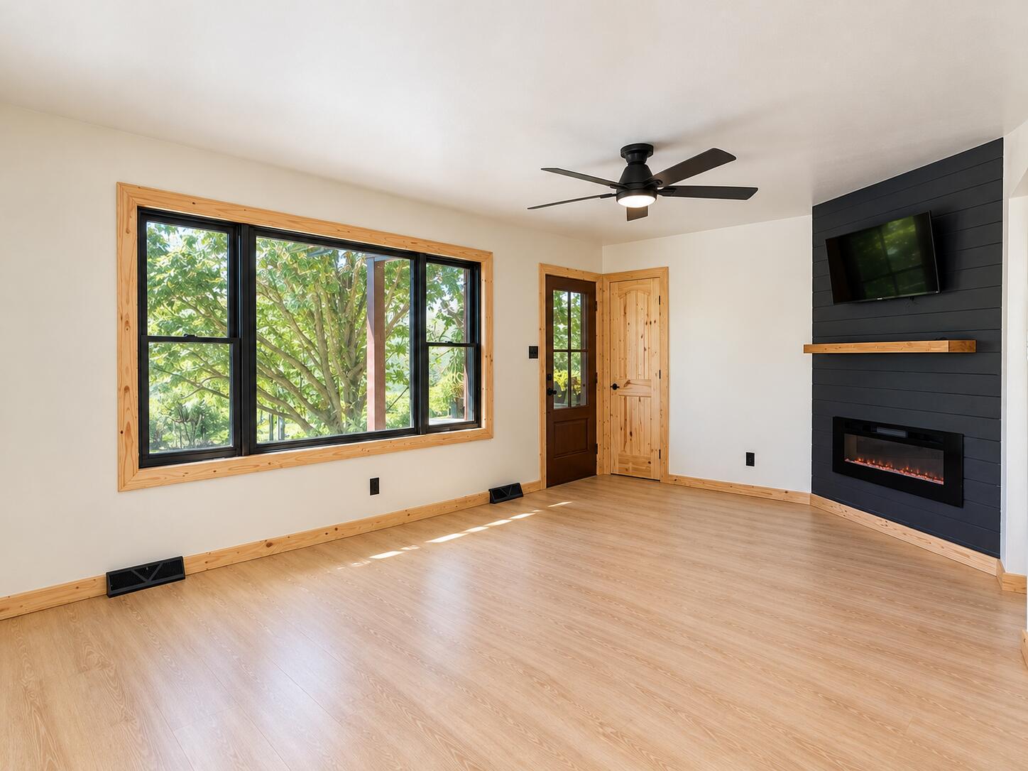 68 Star Gap Road Property Photo 2
