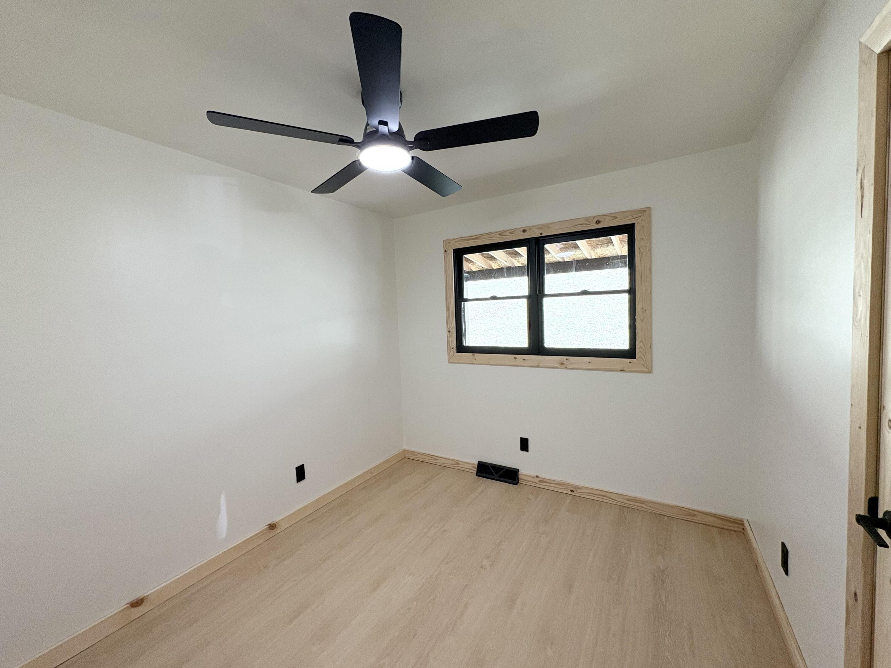 68 Star Gap Road Property Photo 12