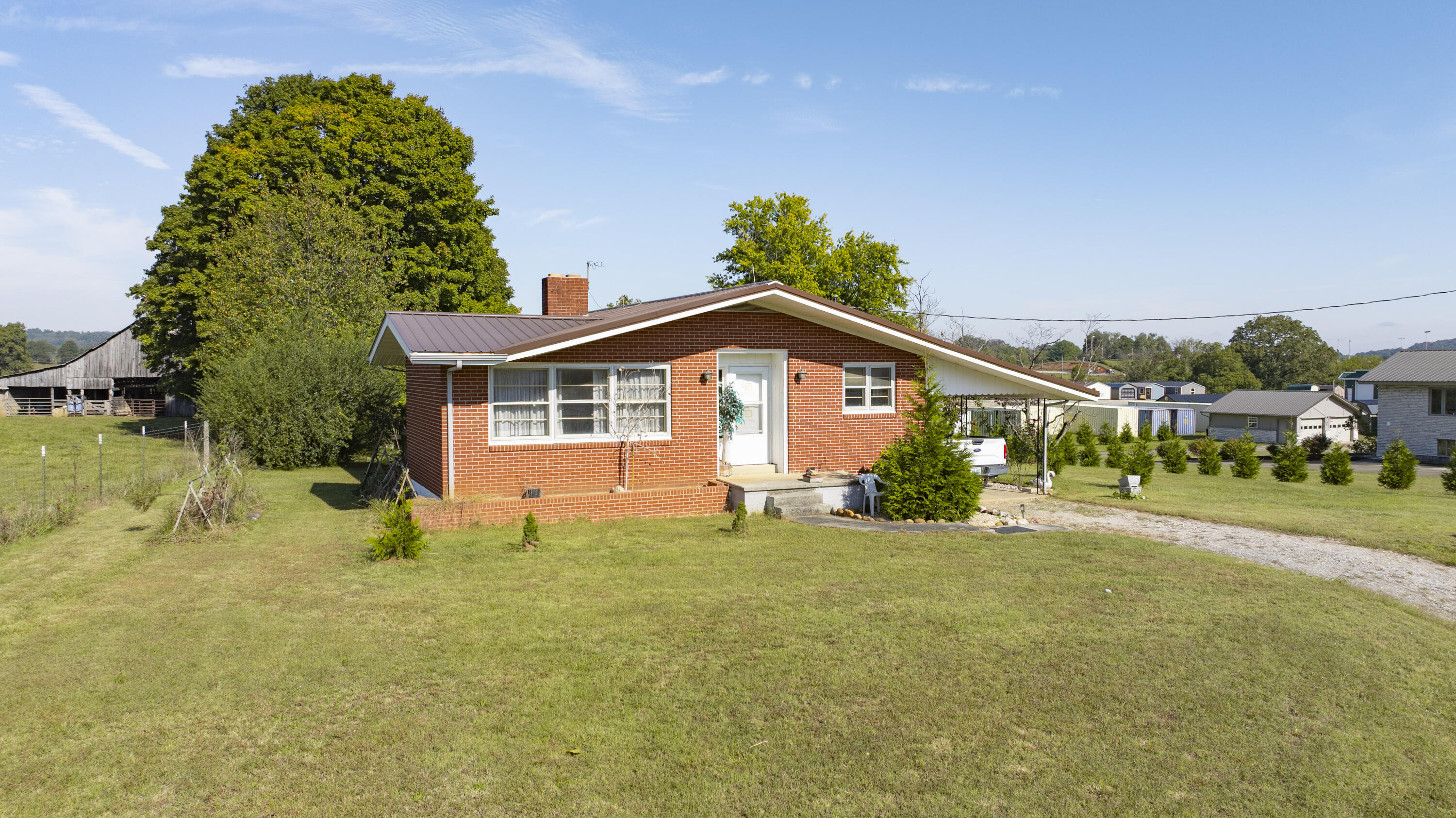 142 Highway 3284 Property Photo 1
