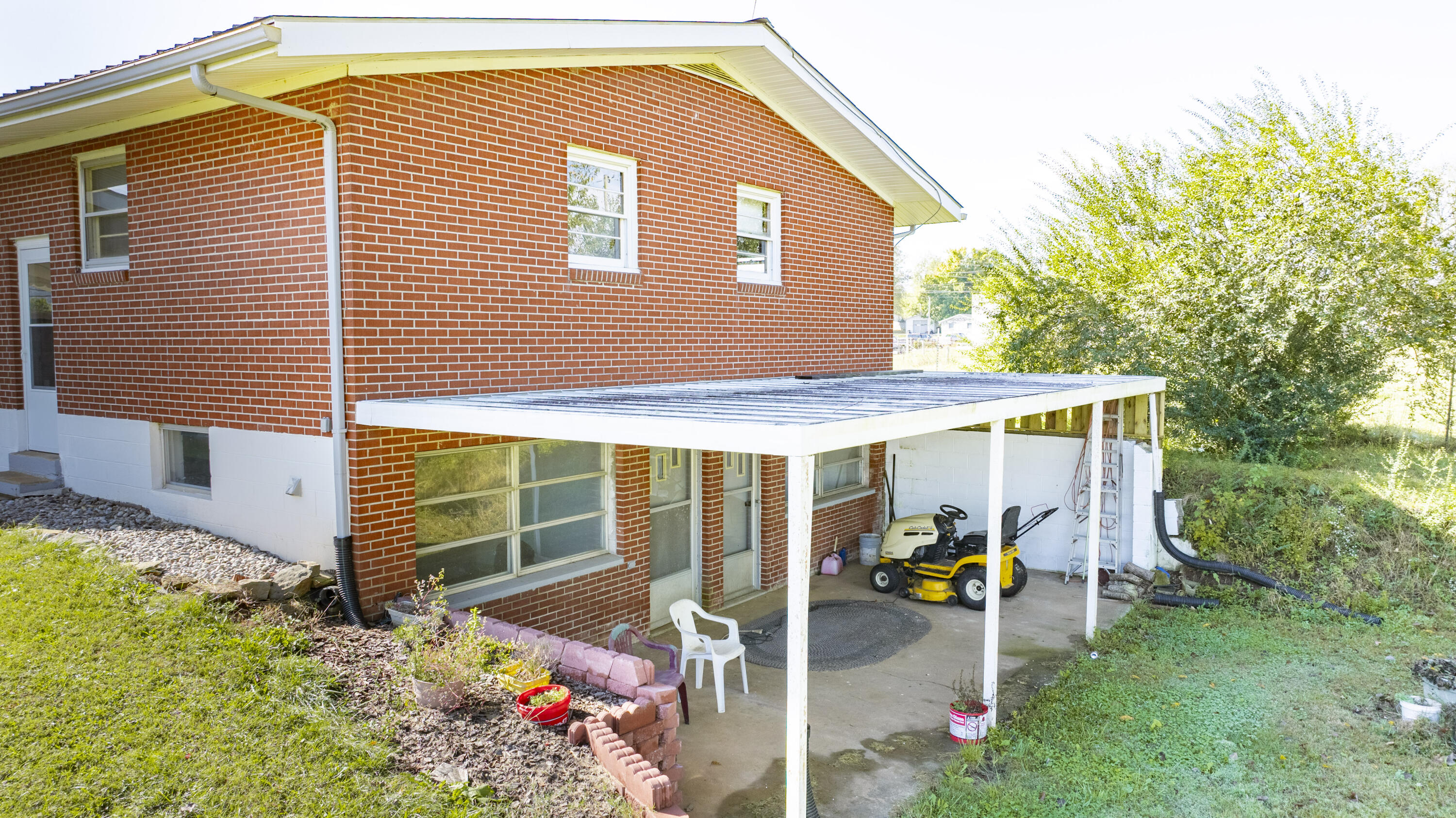 142 Highway 3284 Property Photo 5